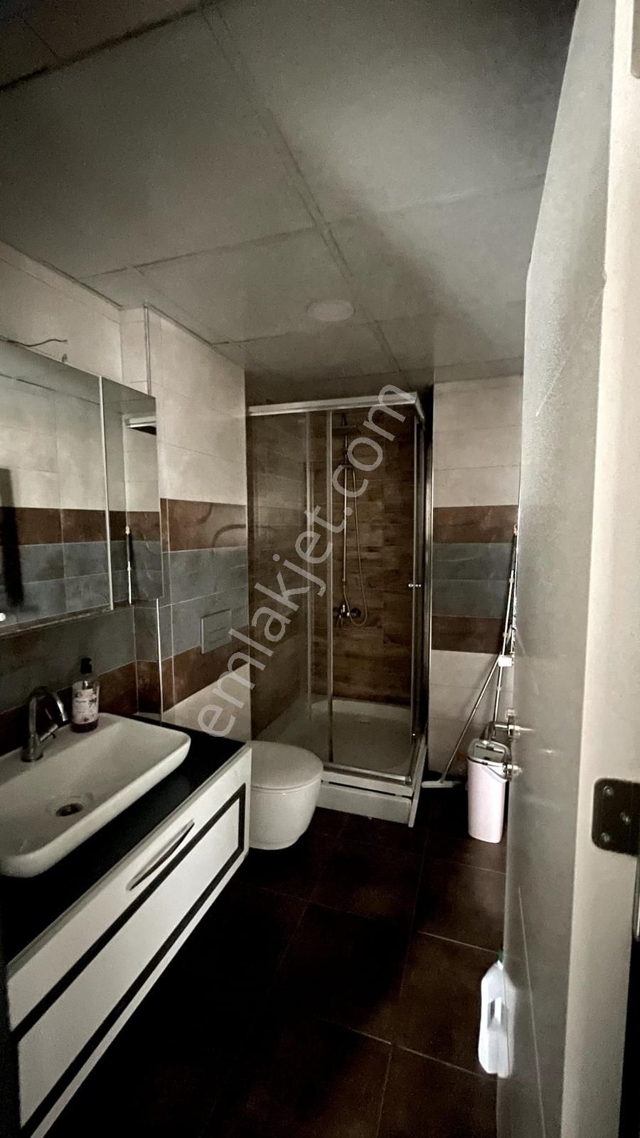 Mavera Ahsen Sitesinde Metrobüse Yakın Boş Kiralık Daire - Görsel 13