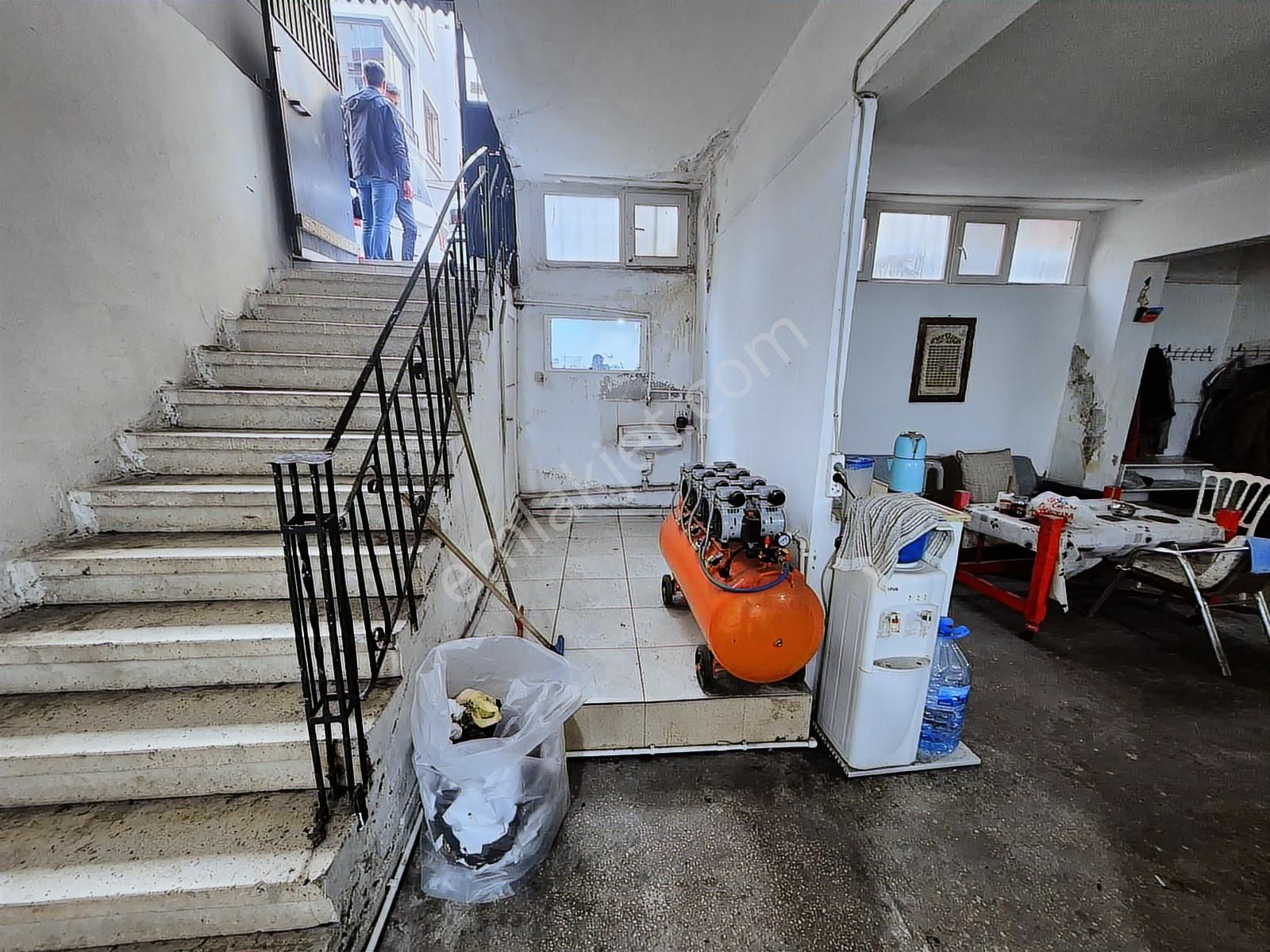 Satılık Kiracılı 125 M² Dükkan Yenibosna Zafer Mah.