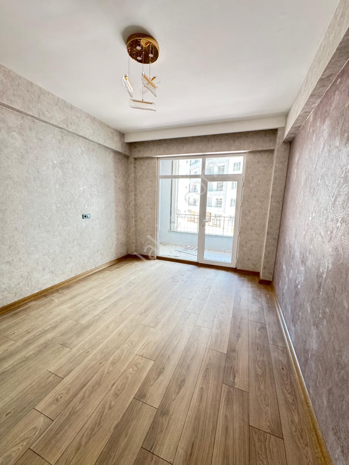 Emrah Çiftci'den Uluırmak Mah.ahmet Özcan Cad.yanı Satılık 3+1 Lüks Daire - Görsel 15