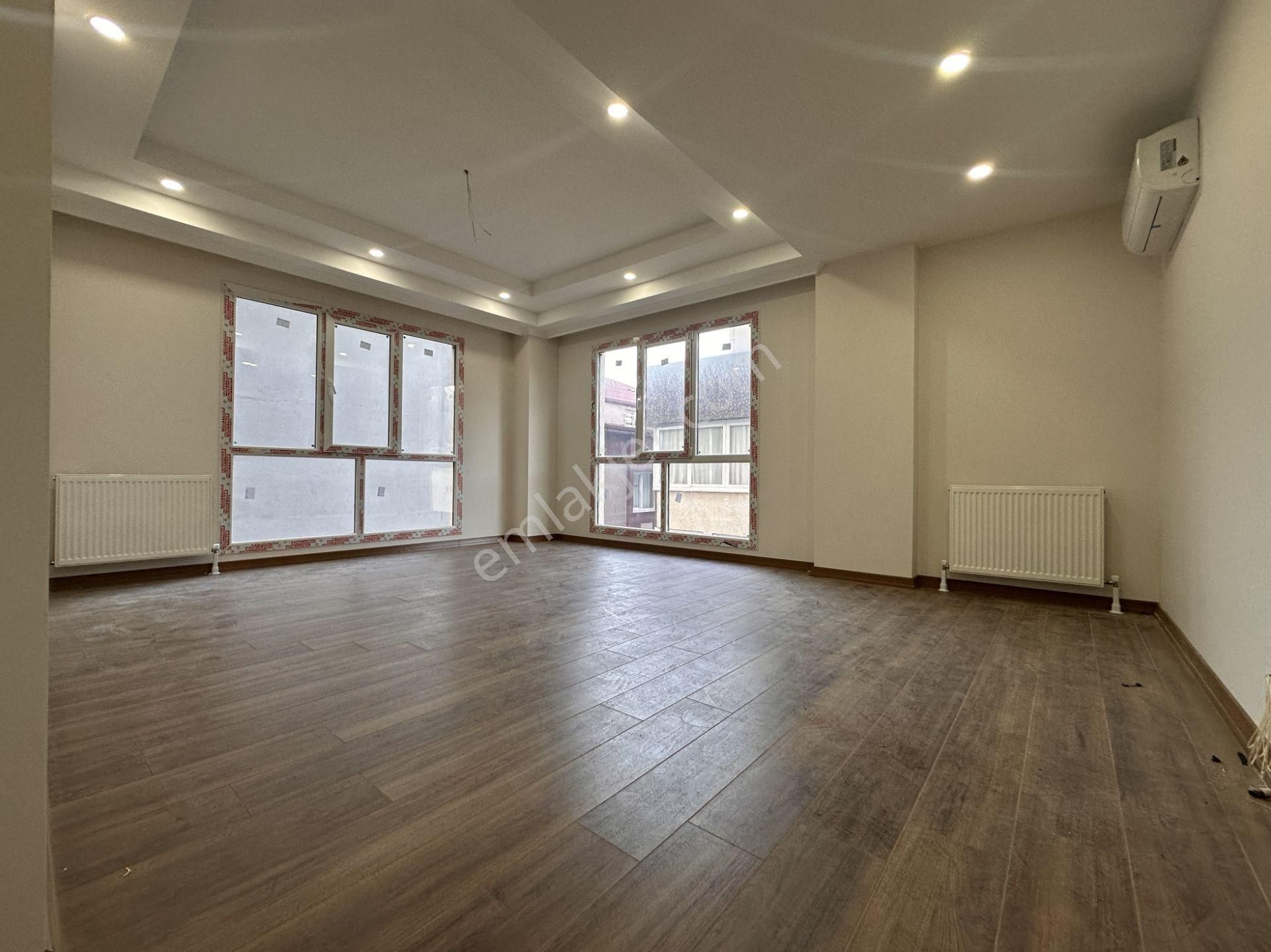 Next House'dan, Kocasinan Merkez, Otoparklı, 3+1 Ara Kat Kiralık