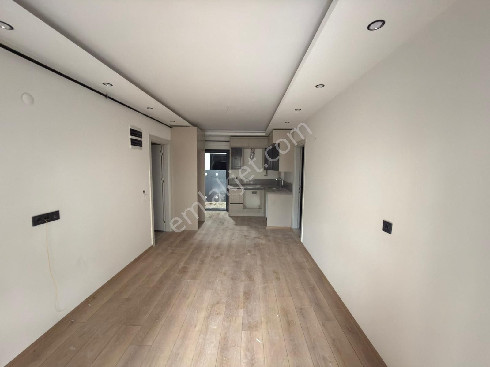 🏡yeni Mahalle Mahallesi 🏡 ✅1+1 60 M2 5 Katlının Zemin Katı ❇️sıfır Full Özelikli Bahçeli - Görsel 2