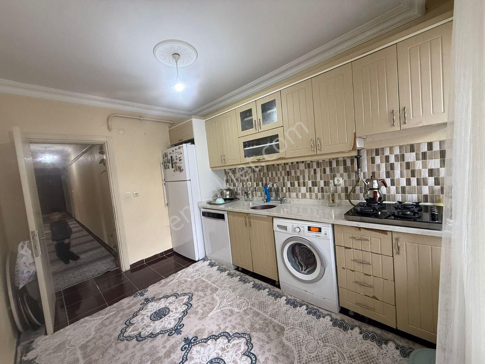 Tuşba Emlaktan Satılık Ara Kat İskanlı Kombili Ebeveyn Banyolu 3+1 - Görsel 26