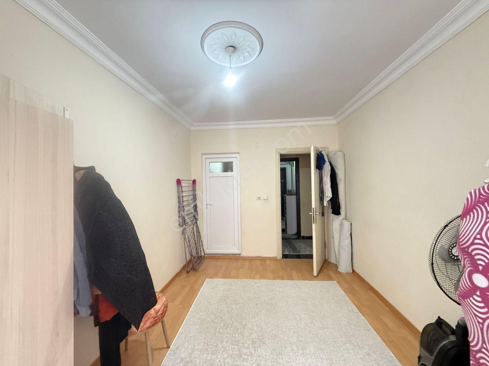 Tuşba Emlaktan Satılık Ara Kat İskanlı Kombili Ebeveyn Banyolu 3+1 - Görsel 23