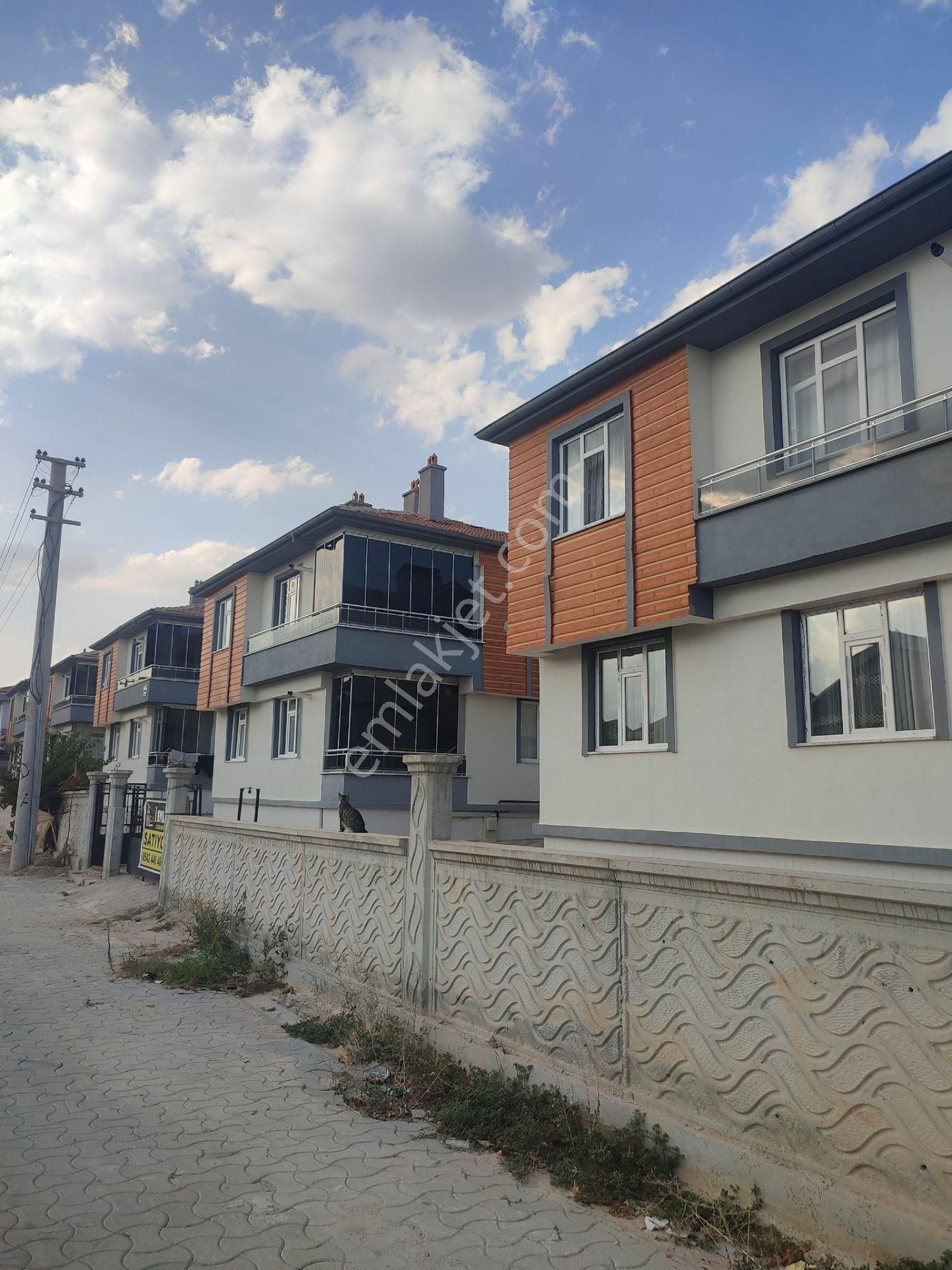 Hanaybaşı Mahallesinde 2+1 Satılık Yüksek Giriş Daire