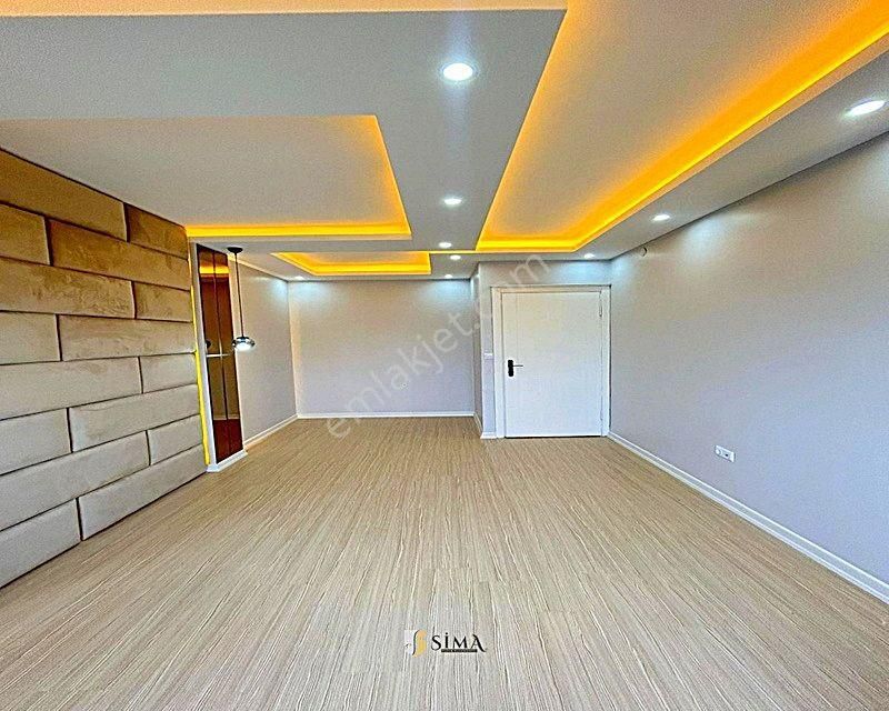 Güvenlikli Otoparklı Site İçi Yüksek Kira Getirili 1+1 Daire - Görsel 13