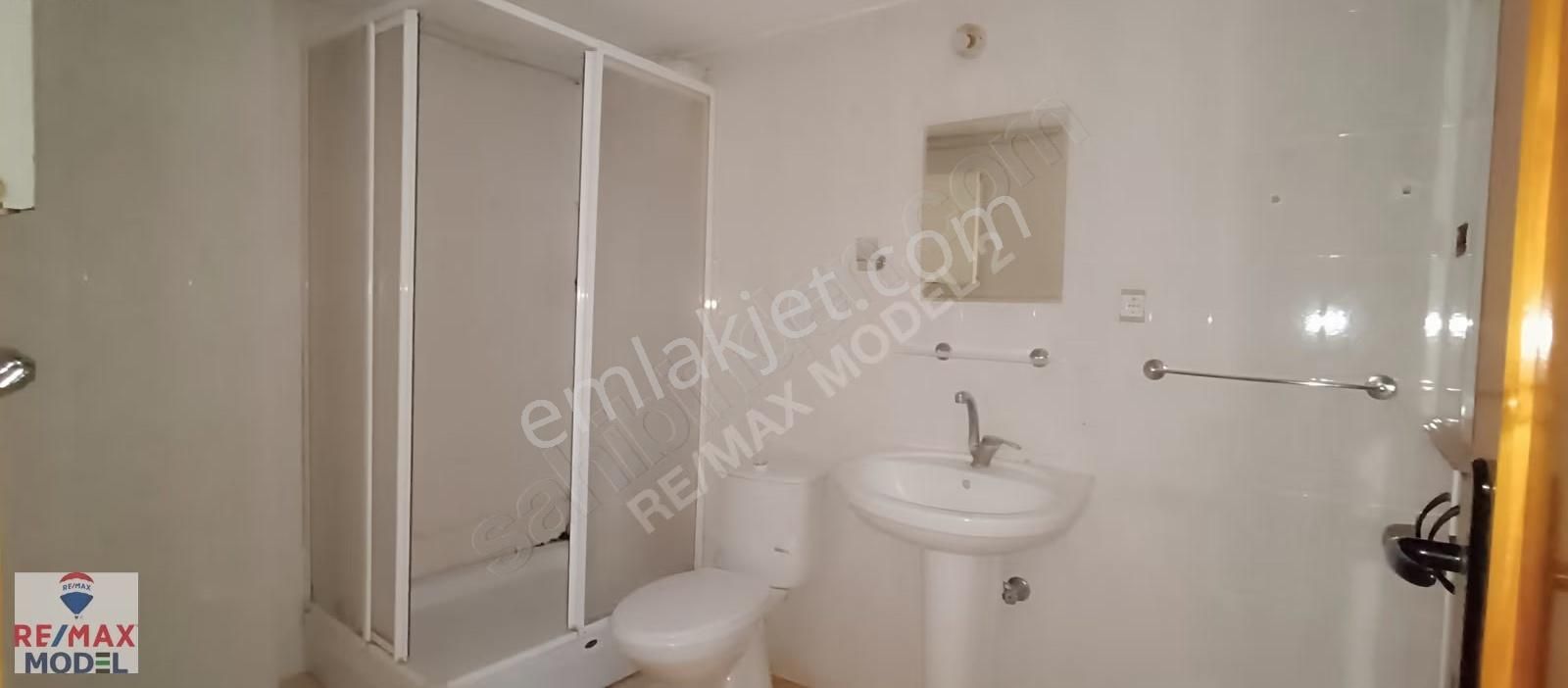 Remax Model Kuşpınar Da Engelli Girişine Uygun 3+1 Satılık Daire - Görsel 19