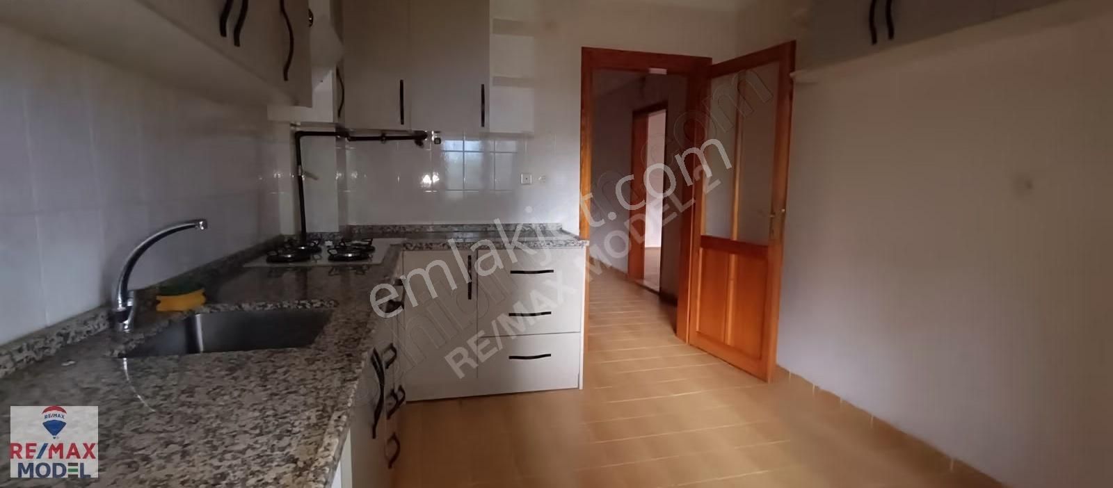 Remax Model Kuşpınar Da Engelli Girişine Uygun 3+1 Satılık Daire - Görsel 12