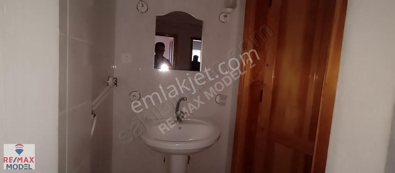 Remax Model Kuşpınar Da Engelli Girişine Uygun 3+1 Satılık Daire - Görsel 6