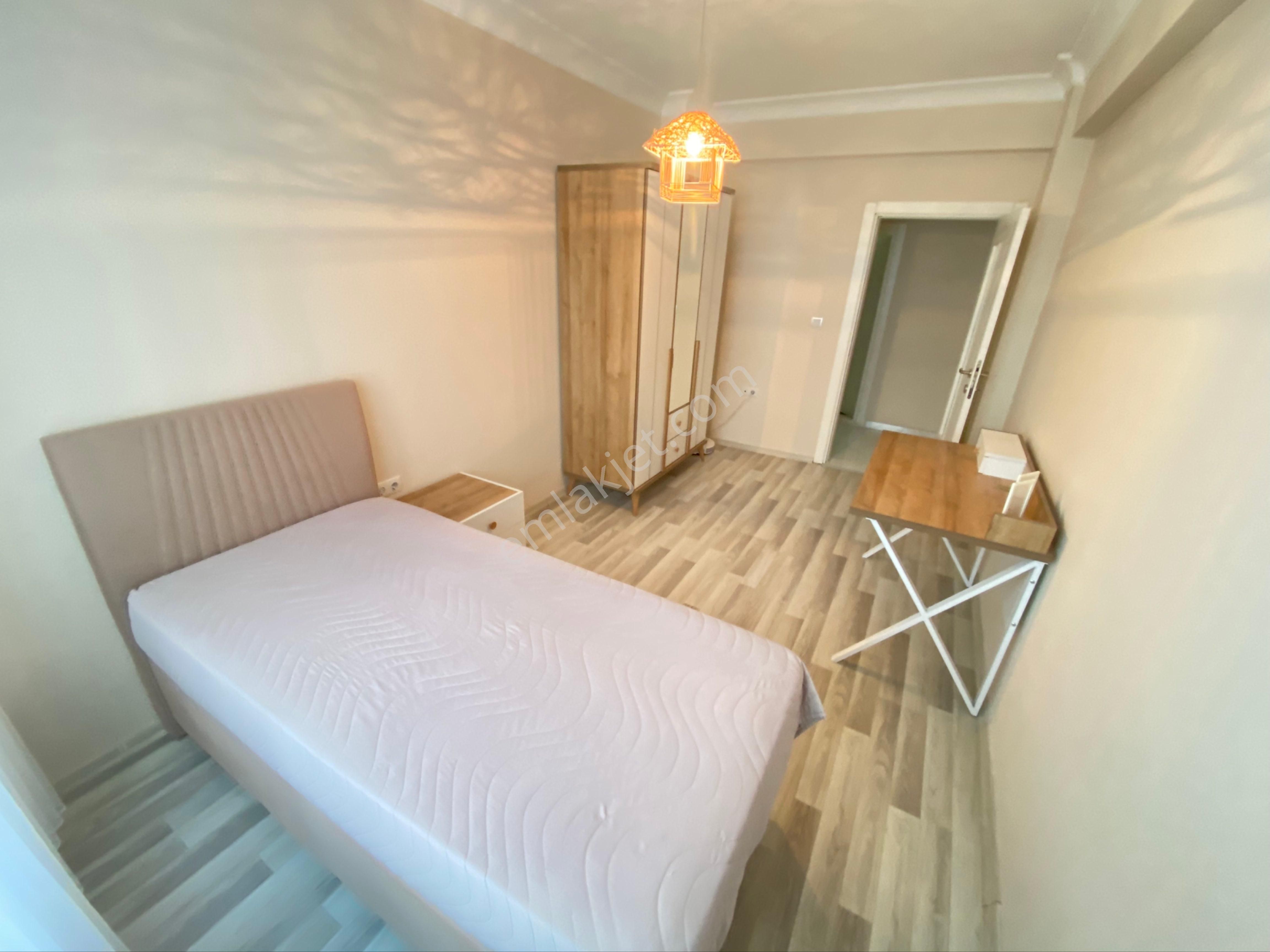 Furkan Emlaktan Selahiye Mah 2+1 110m2 9 Yıllık Cam Balkonlu Yüksek Giriş Fırsat Daire - Görsel 6