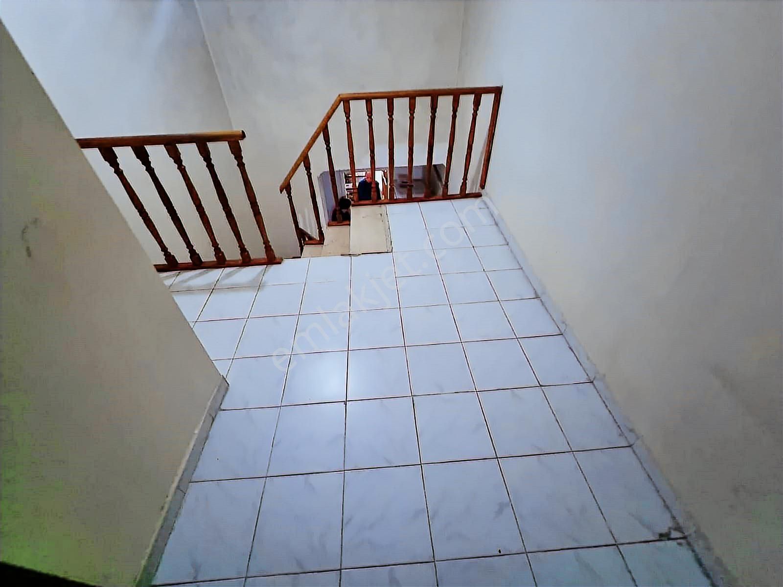 Bağcı Caddesi Üzerinde Geniş Metrajlı Asansörlü 5+1 Dubleks - Görsel 19