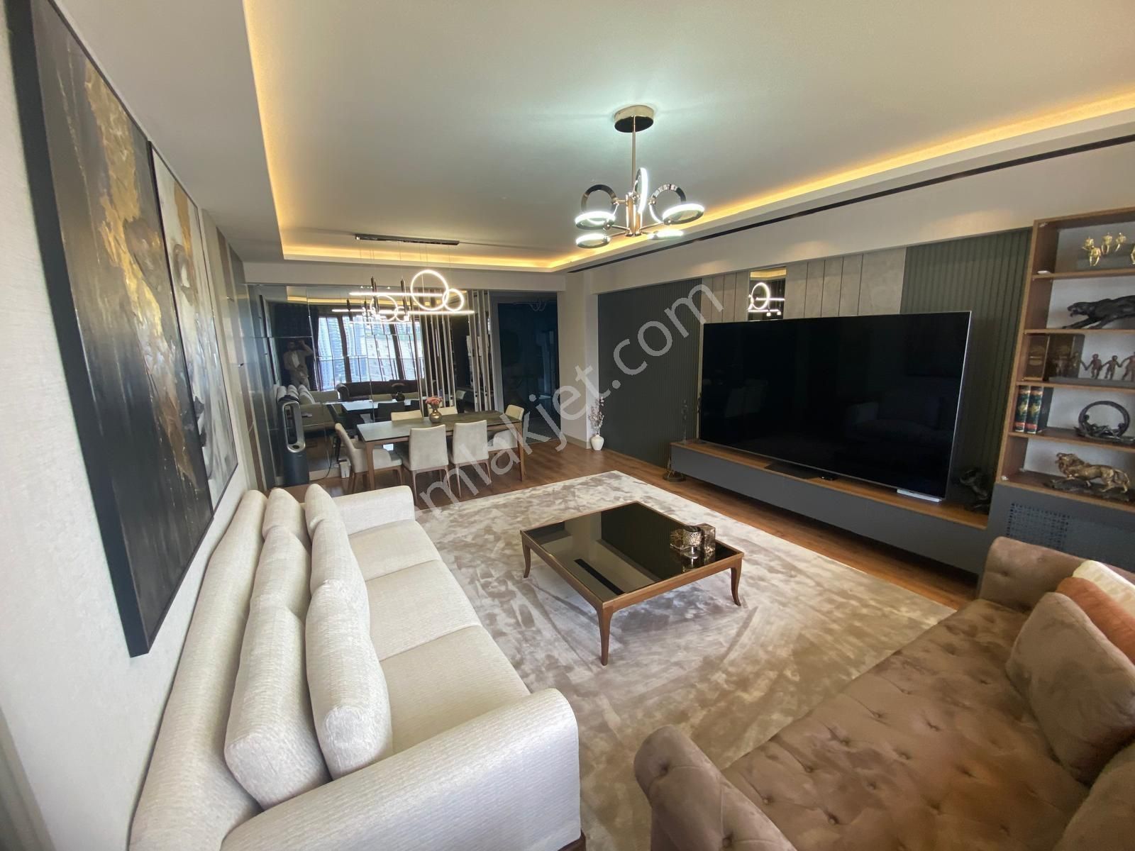 Ovacık'ta Eşsiz Mimarisiyle Şık Ve Konforun Buluştuğu Adres 4+1 - Görsel 32