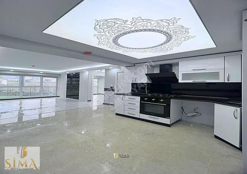 Metrobüsün Yürüme Mesafesi 5dk Tam Donanımlı Site İçerisinde 2+1 - Görsel 11