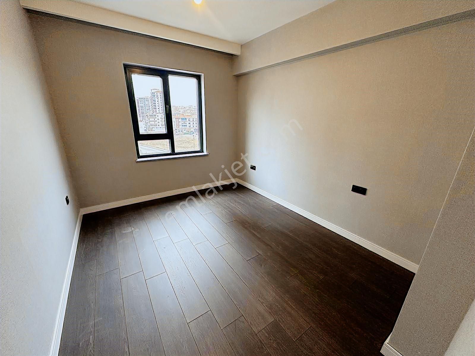 Ovacık'ta 3 Bloklu Güvenlikli Sitede Lüks 4,5+1 Kiralık Daire - Görsel 18