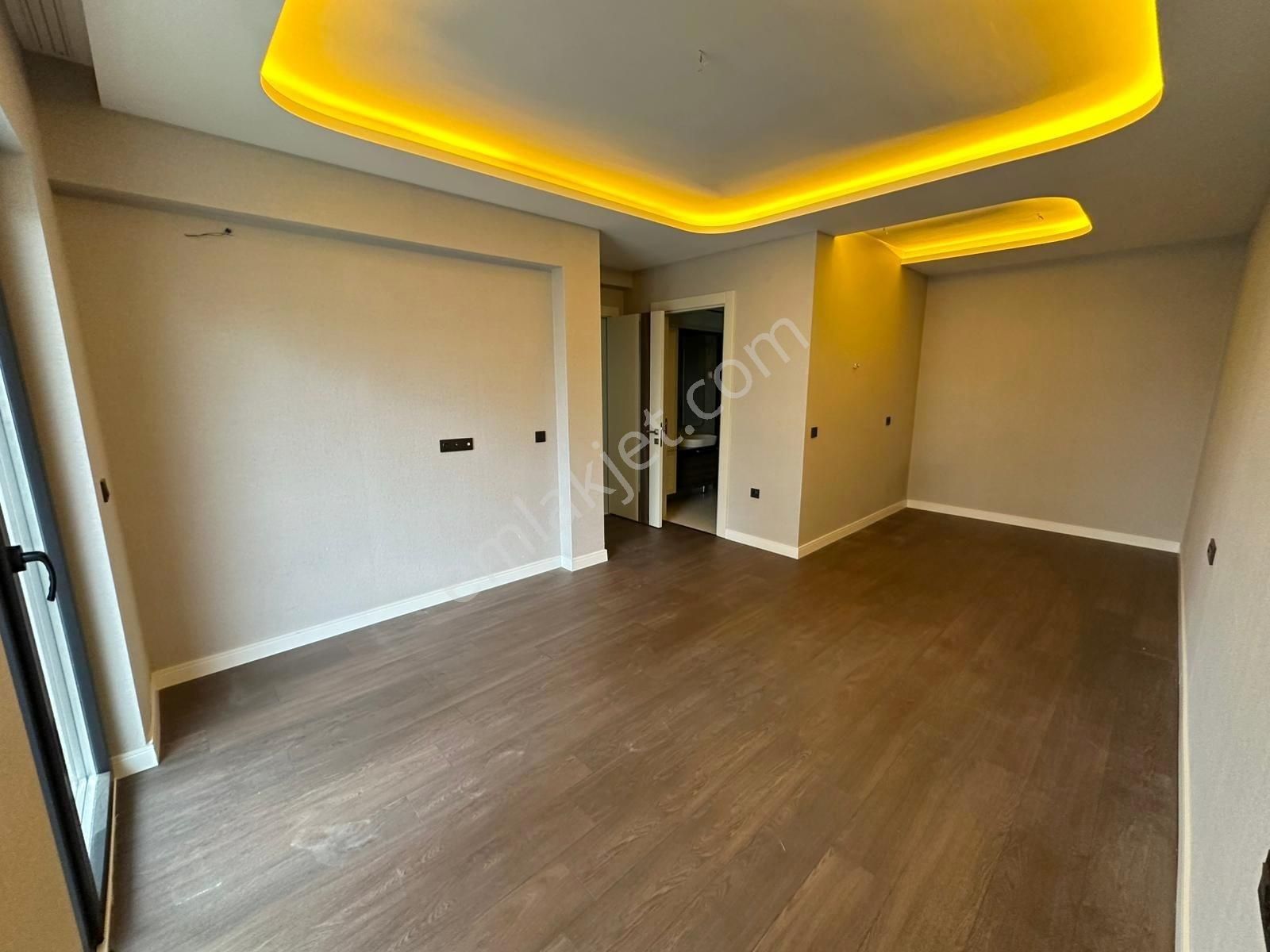 Ovacık'ta 3 Bloklu Güvenlikli Sitede Lüks 4,5+1 Kiralık Daire - Görsel 15