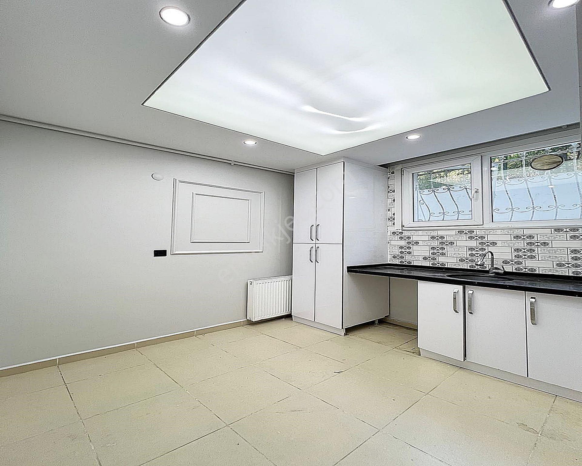 Metrobüse Çok Yakın Acil Satılık 2+1 Bahçe Katı Yüksek Kredi İmkanı İle ! - Görsel 11