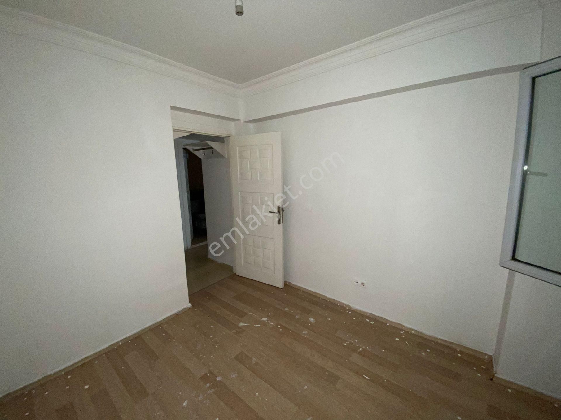 Esenler Turgut Reis Mahallesinde Kiralık Daire - Görsel 11