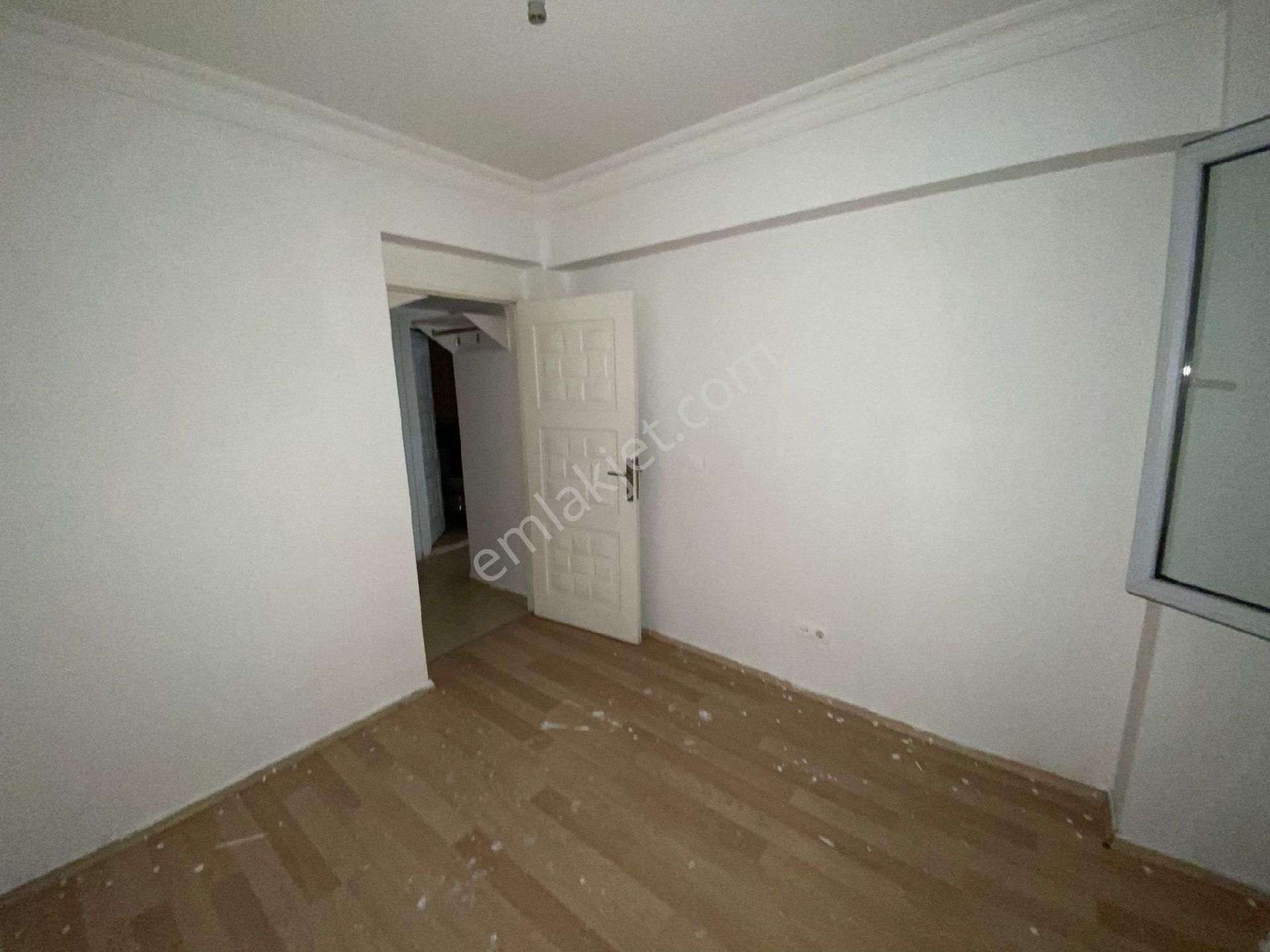 Esenler Turgut Reis Mahallesinde Kiralık Daire - Görsel 12