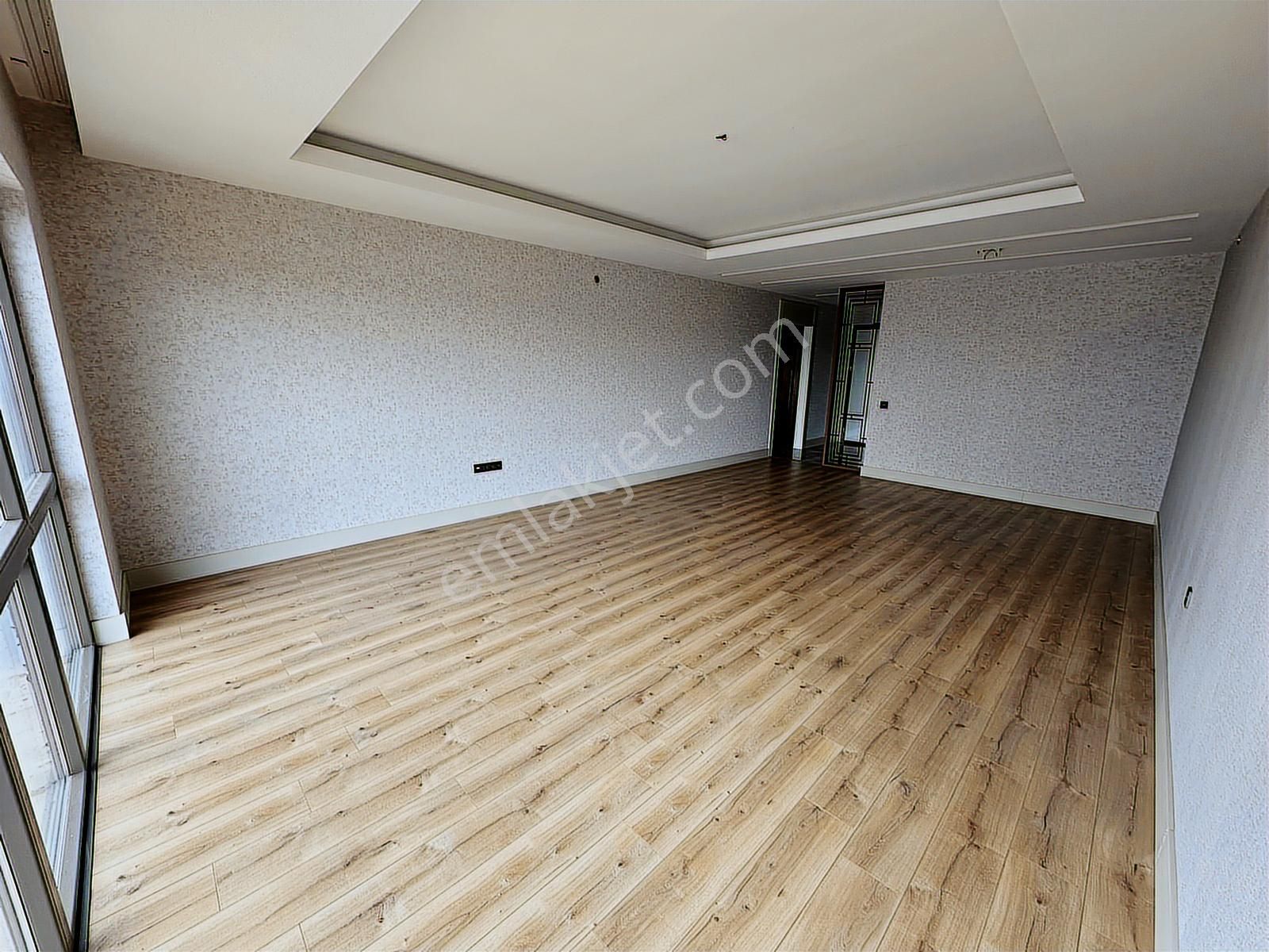 Ovacık'ın Tek Ödülllü Projesinde Göl Manzaralı Lüks Site Dairesi - Görsel 35