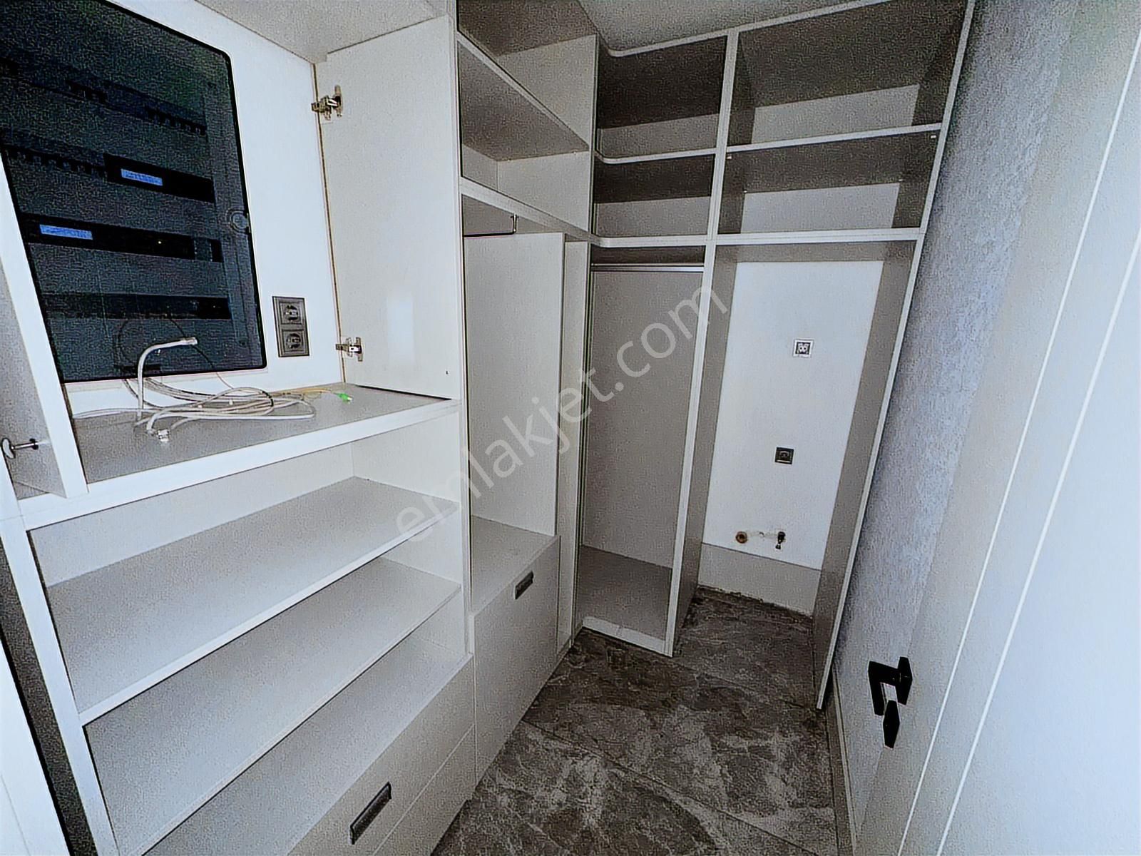 Ovacık'ın Tek Ödülllü Projesinde Göl Manzaralı Lüks Site Dairesi - Görsel 13