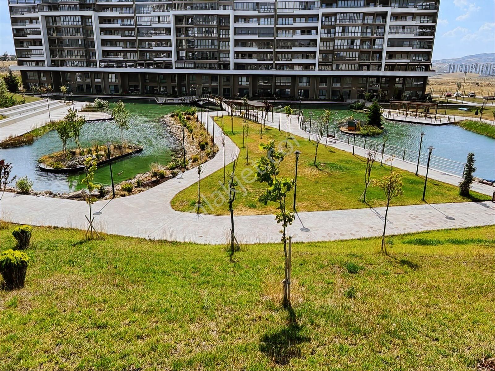 Ovacık'ın Tek Ödülllü Projesinde Göl Manzaralı Lüks Site Dairesi - Görsel 10