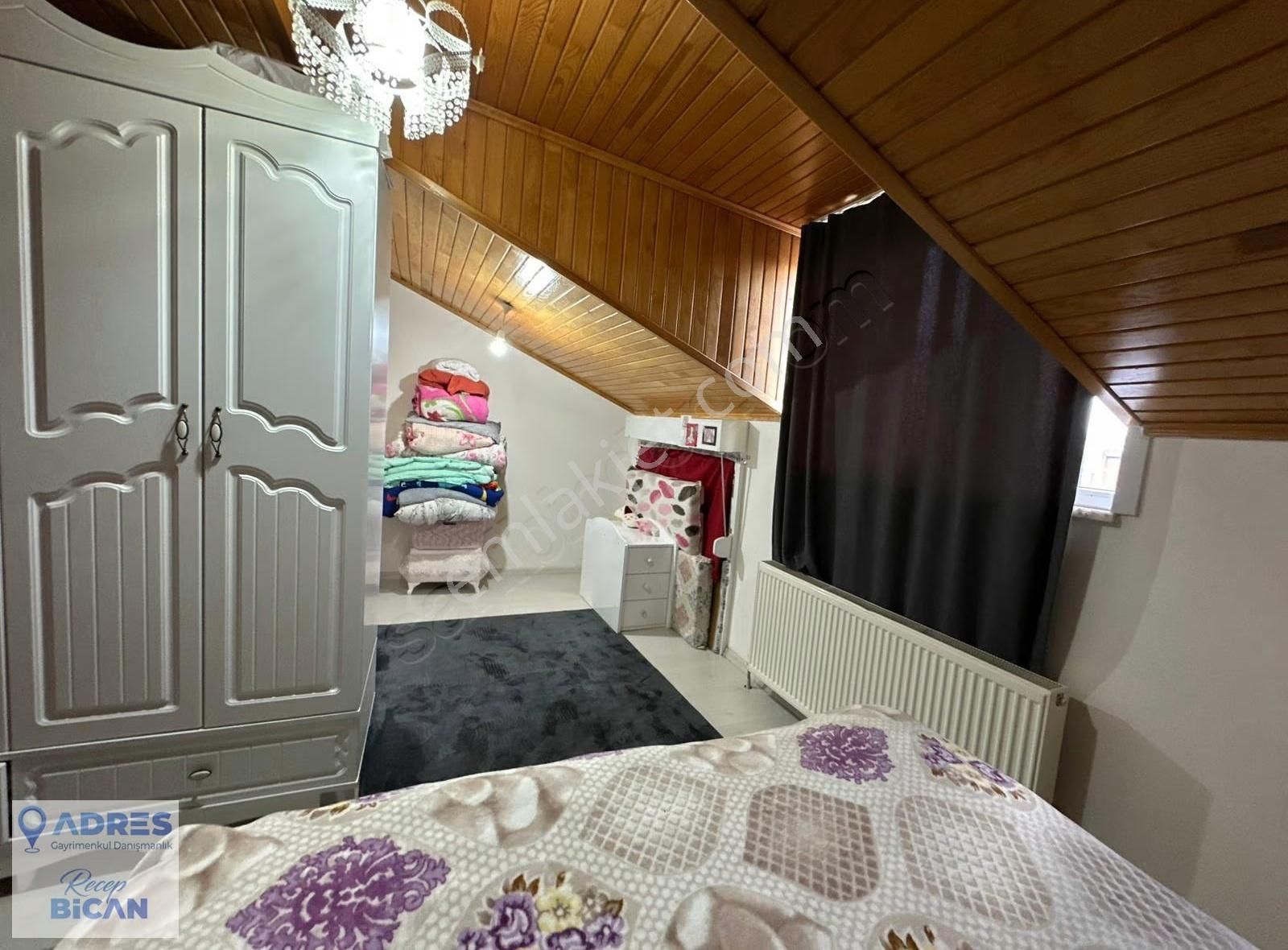 Sultangazi Cebeci Mah Atatürk Blv. Satılık 200m2 Dubleks Daire - Görsel 3