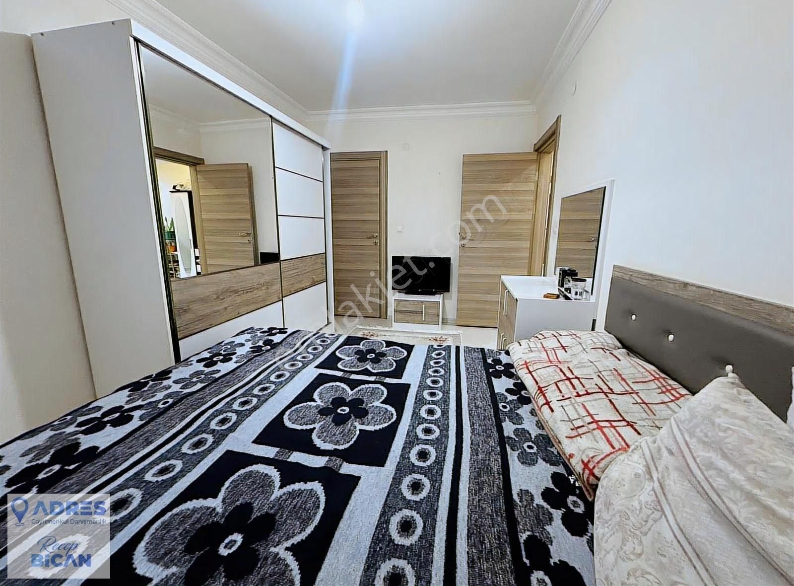 Sultangazi Cebeci Mah Atatürk Blv. Satılık 200m2 Dubleks Daire - Görsel 21