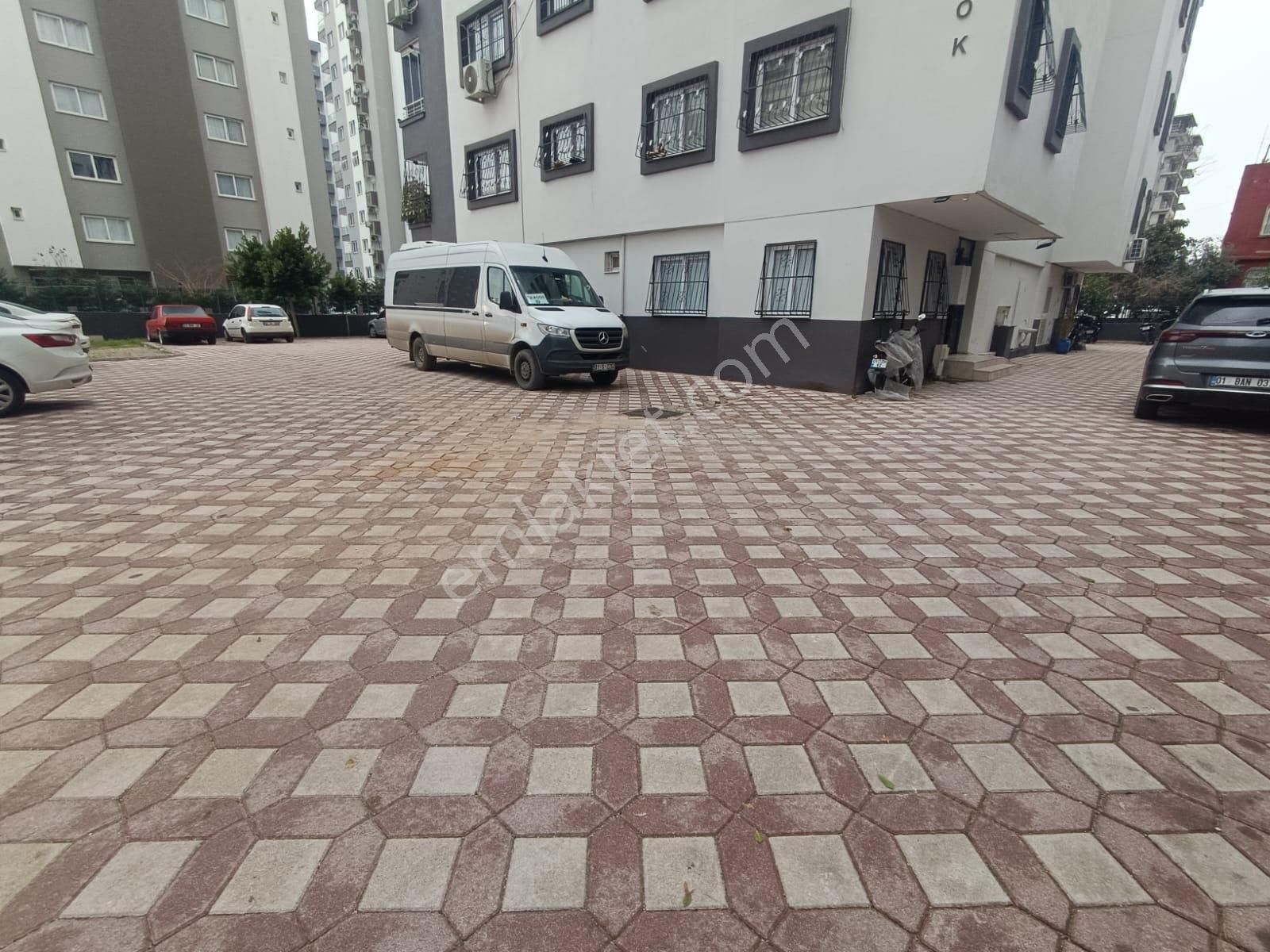 Mithatpaşa Cami Civarı Site İçerisinde 2+1 Açık Mutfak+ankastreli+giyinme Odalı+satılık Daire - Görsel 27