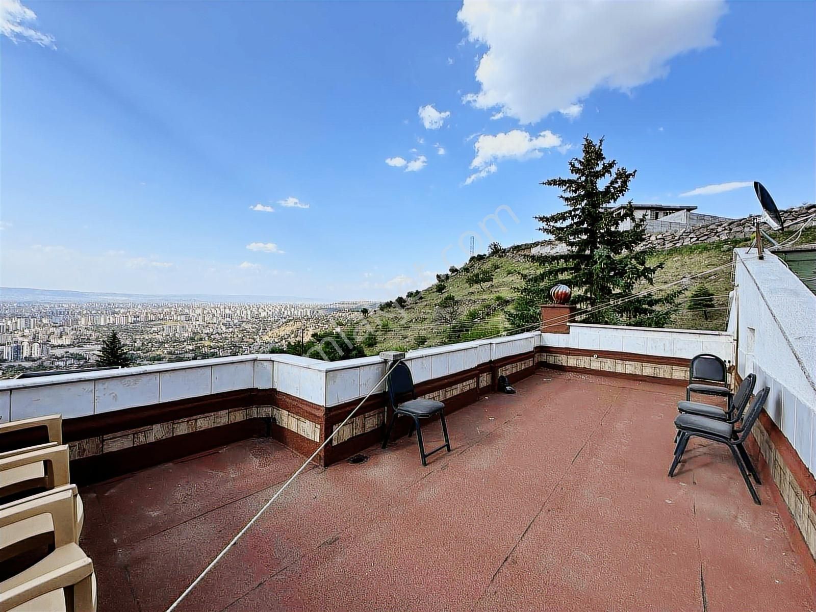 Duru Team - Talas Harman'da 3 Katlı Komple Şehir Manzaralı Villa - Görsel 13