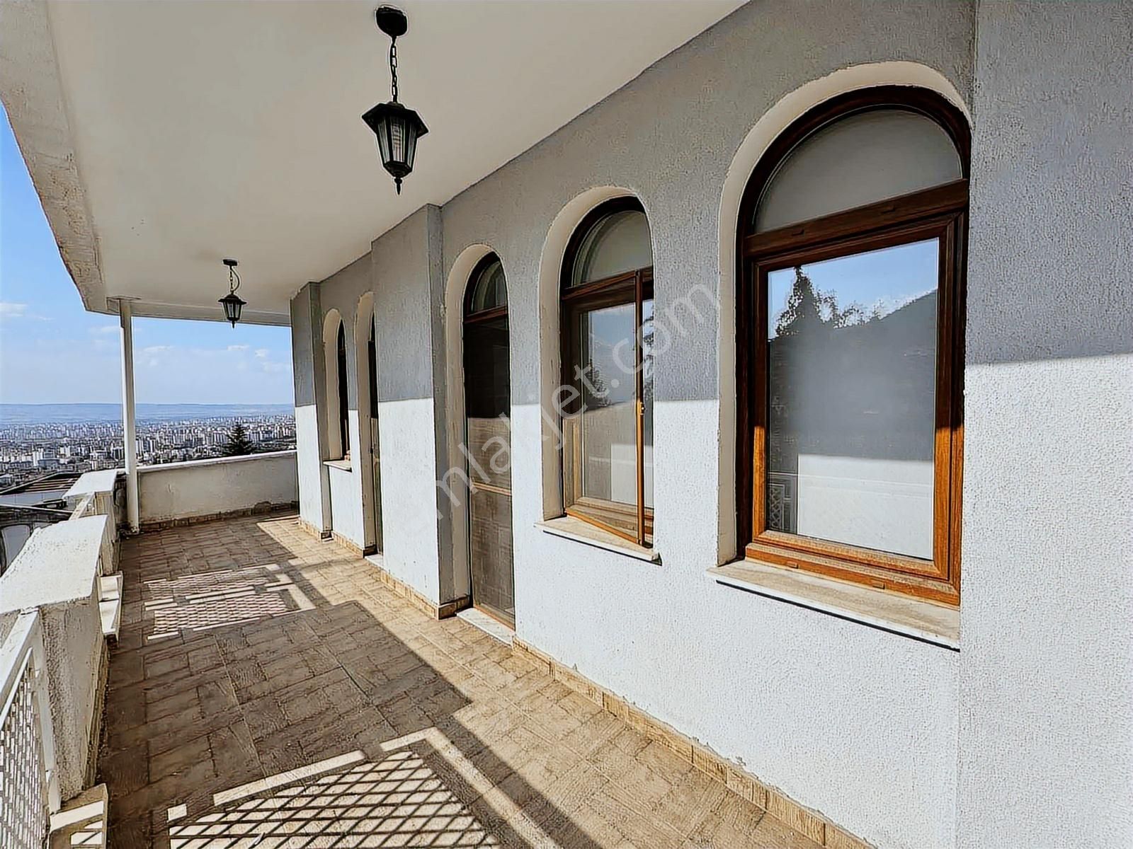 Duru Team - Talas Harman'da 3 Katlı Komple Şehir Manzaralı Villa - Görsel 33