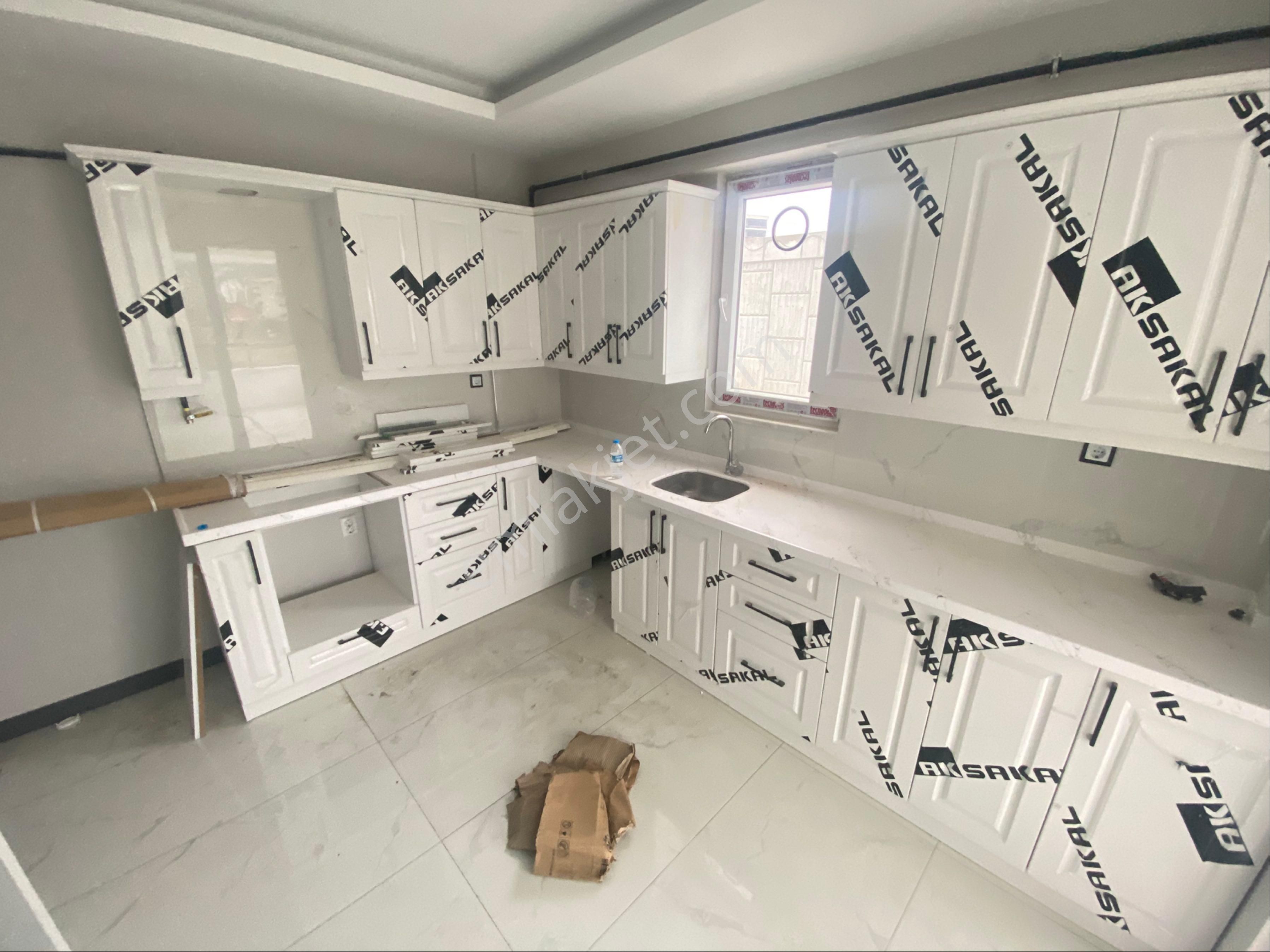 Furkan Emlaktan Kışla Mah 1.kat 3+1 135m2 Yerden Isıtma Krediye Uygun Sıfır Fırsat Daire - Görsel 4