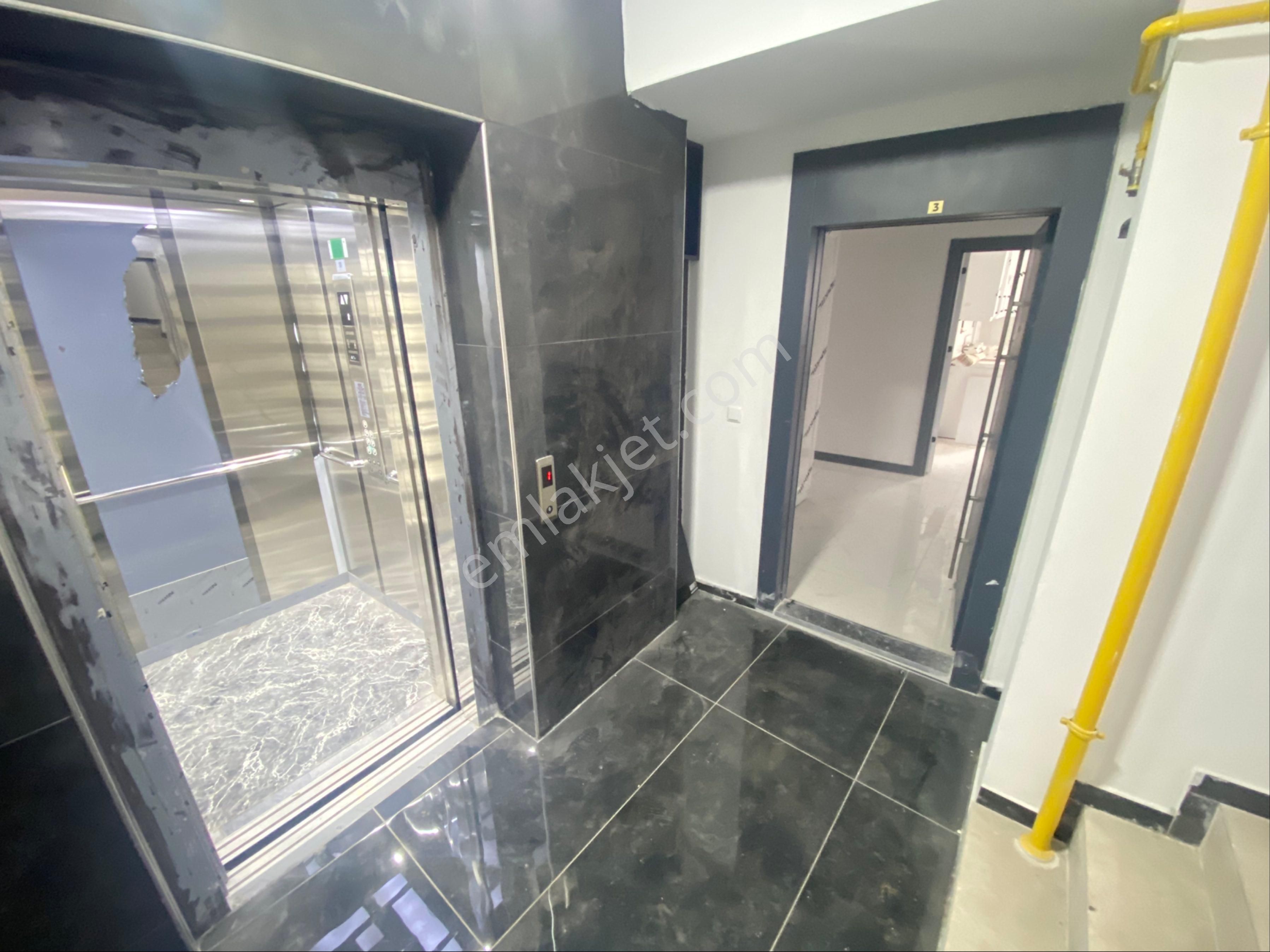 Furkan Emlaktan Kışla Mah 1.kat 3+1 135m2 Yerden Isıtma Krediye Uygun Sıfır Fırsat Daire - Görsel 19