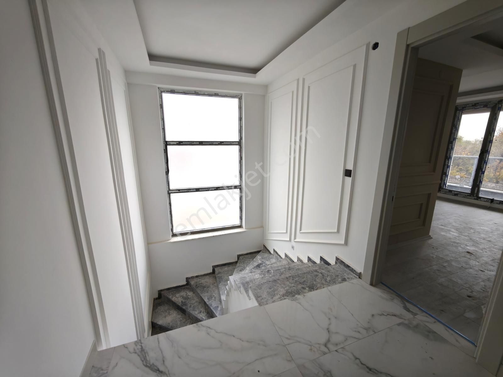 The Duru Team - Erkilet Bulv. Üzerinde Dakaş'ta 4.5+1 Lüx Villa - Görsel 23