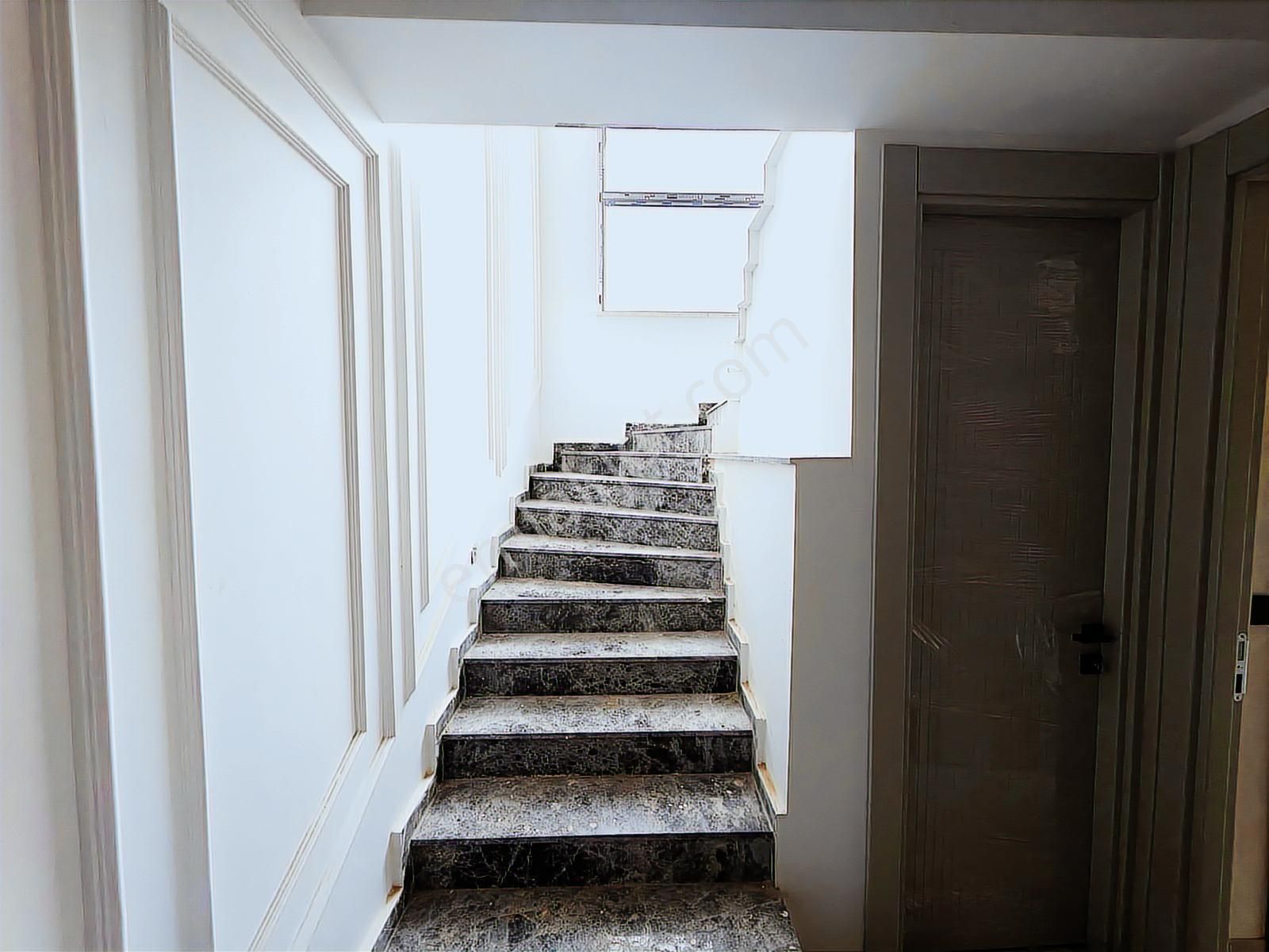 The Duru Team - Erkilet Bulv. Üzerinde Dakaş'ta 4.5+1 Lüx Villa - Görsel 14