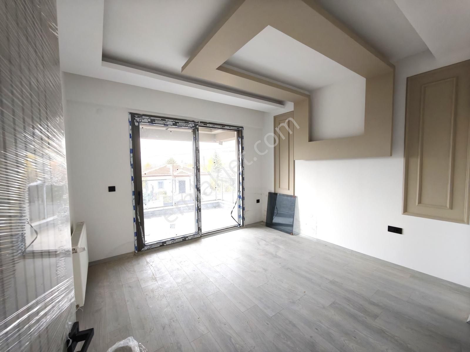 The Duru Team - Erkilet Bulv. Üzerinde Dakaş'ta 4.5+1 Lüx Villa - Görsel 9