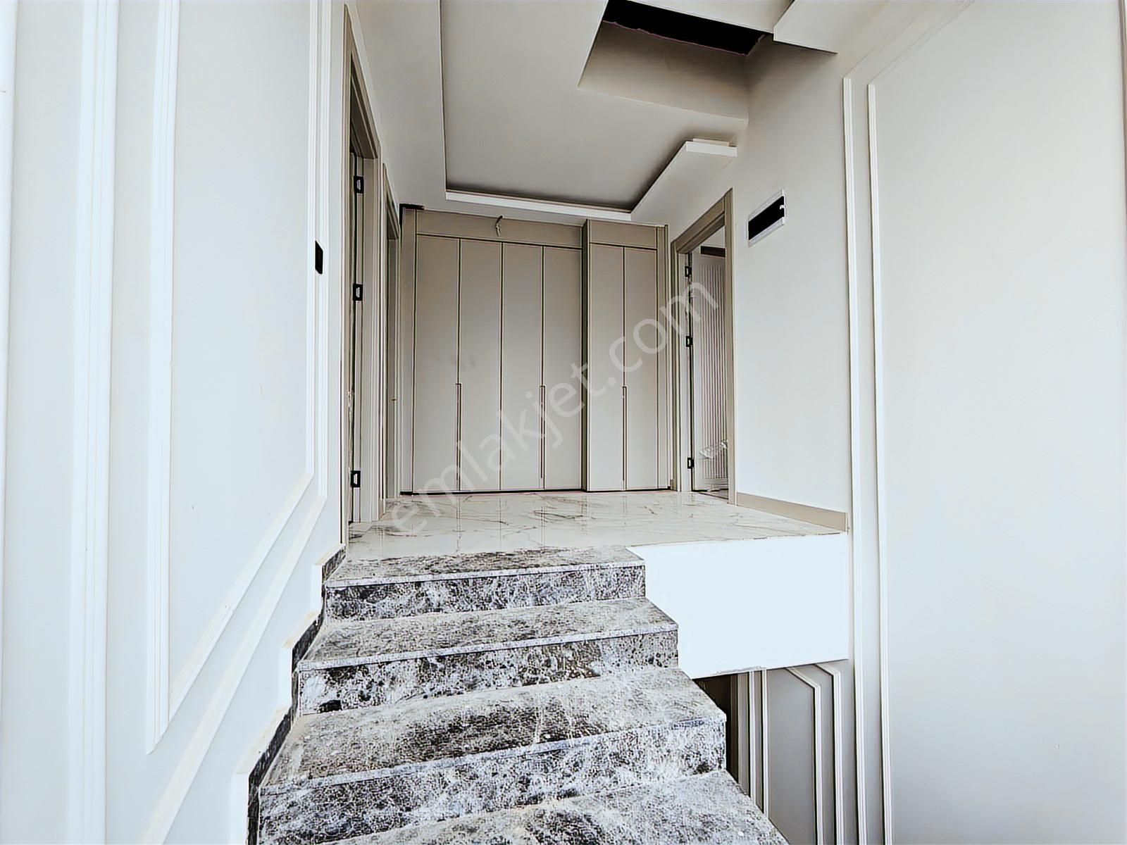 The Duru Team - Erkilet Bulv. Üzerinde Dakaş'ta 4.5+1 Lüx Villa - Görsel 19