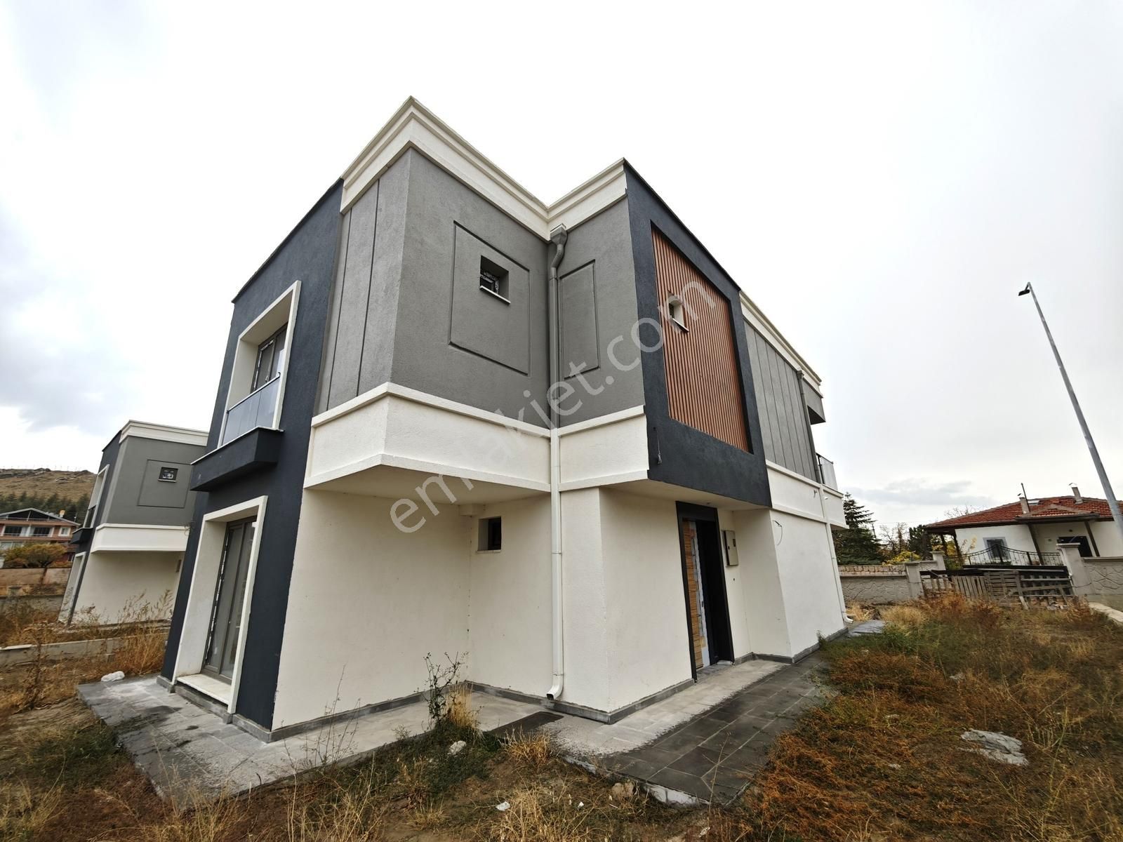 The Duru Team - Erkilet Bulv. Üzerinde Dakaş'ta 4.5+1 Lüx Villa - Görsel 33