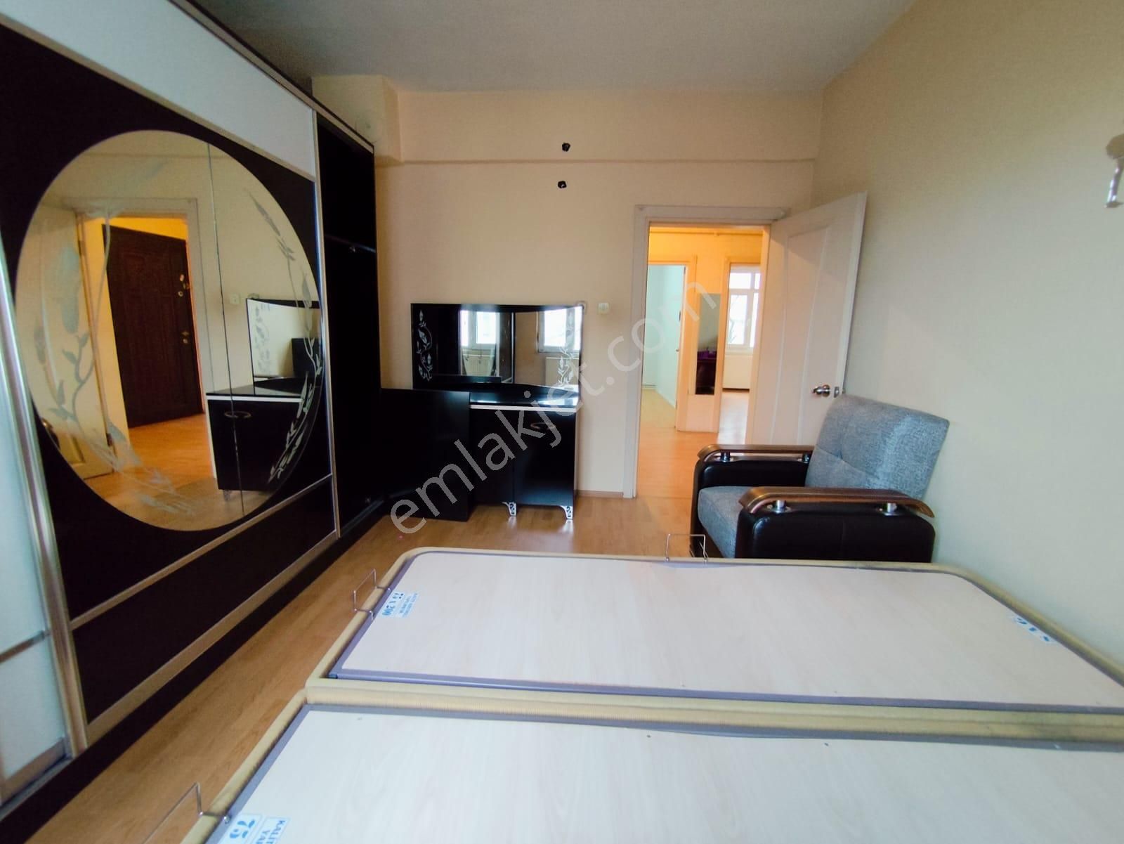 Mertcan Dan Soğanlık Metroya Yürüme 166m2 Fırsat Satılık Bina - Görsel 9