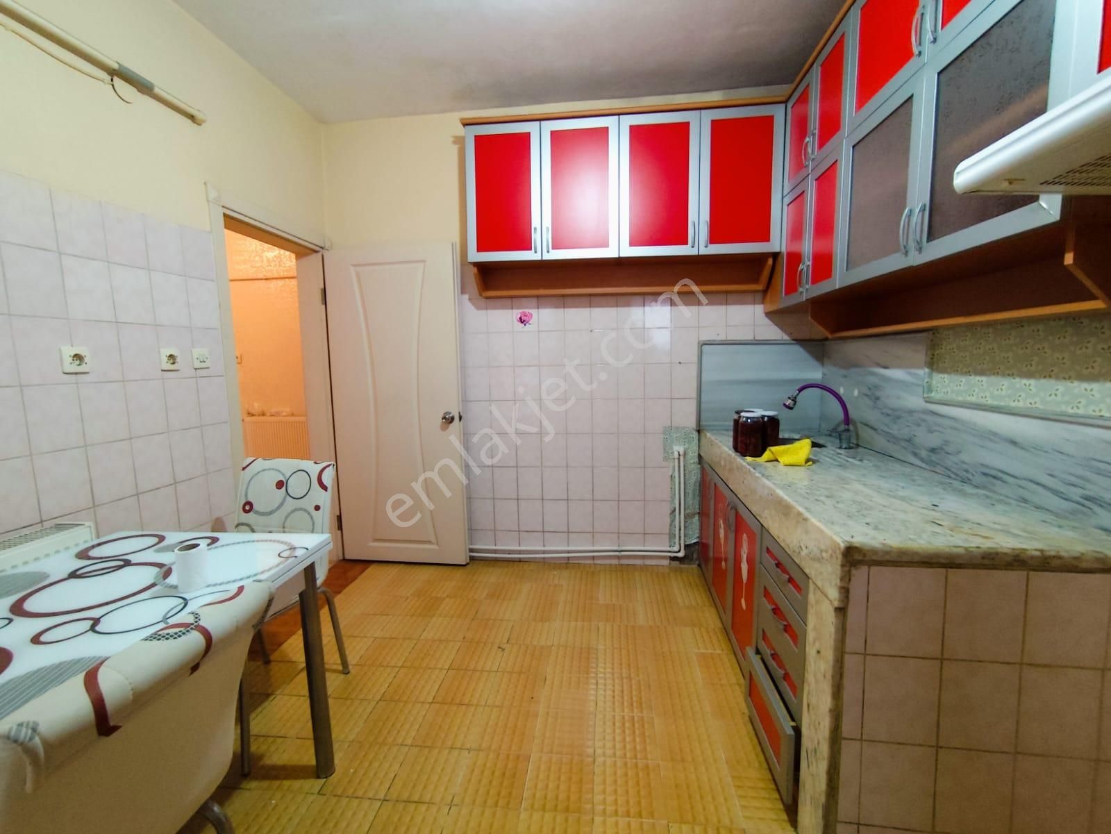 Mertcan Dan Soğanlık Metroya Yürüme 166m2 Fırsat Satılık Bina - Görsel 14