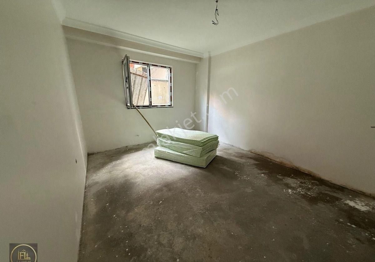 Fl Emlaktan Bulgurlu Metro Yakını 2+1 Sıfır Bahçe Kat - Görsel 6