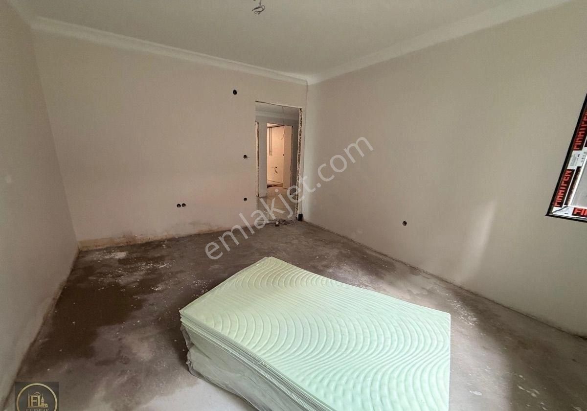 Fl Emlaktan Bulgurlu Metro Yakını 2+1 Sıfır Bahçe Kat - Görsel 18