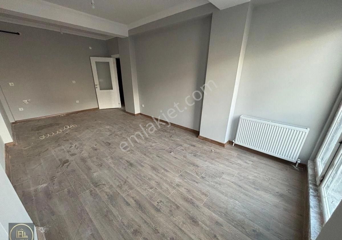 F-l Emlaktan Emaar Avm Libadiye Yakın Cadde Üstü Sıfır Lüks 1+1 1.kat - Görsel 3