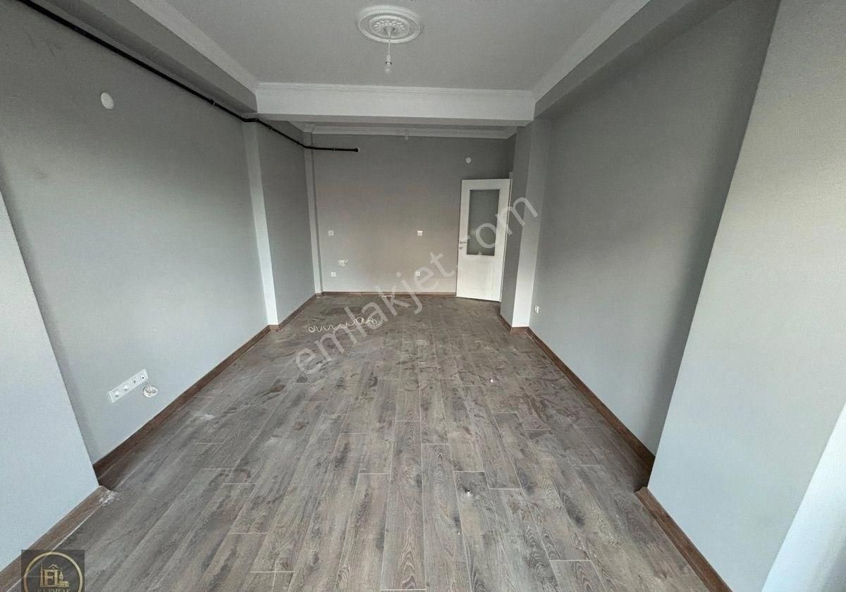 F-l Emlaktan Emaar Avm Libadiye Yakın Cadde Üstü Sıfır Lüks 1+1 1.kat - Görsel 4