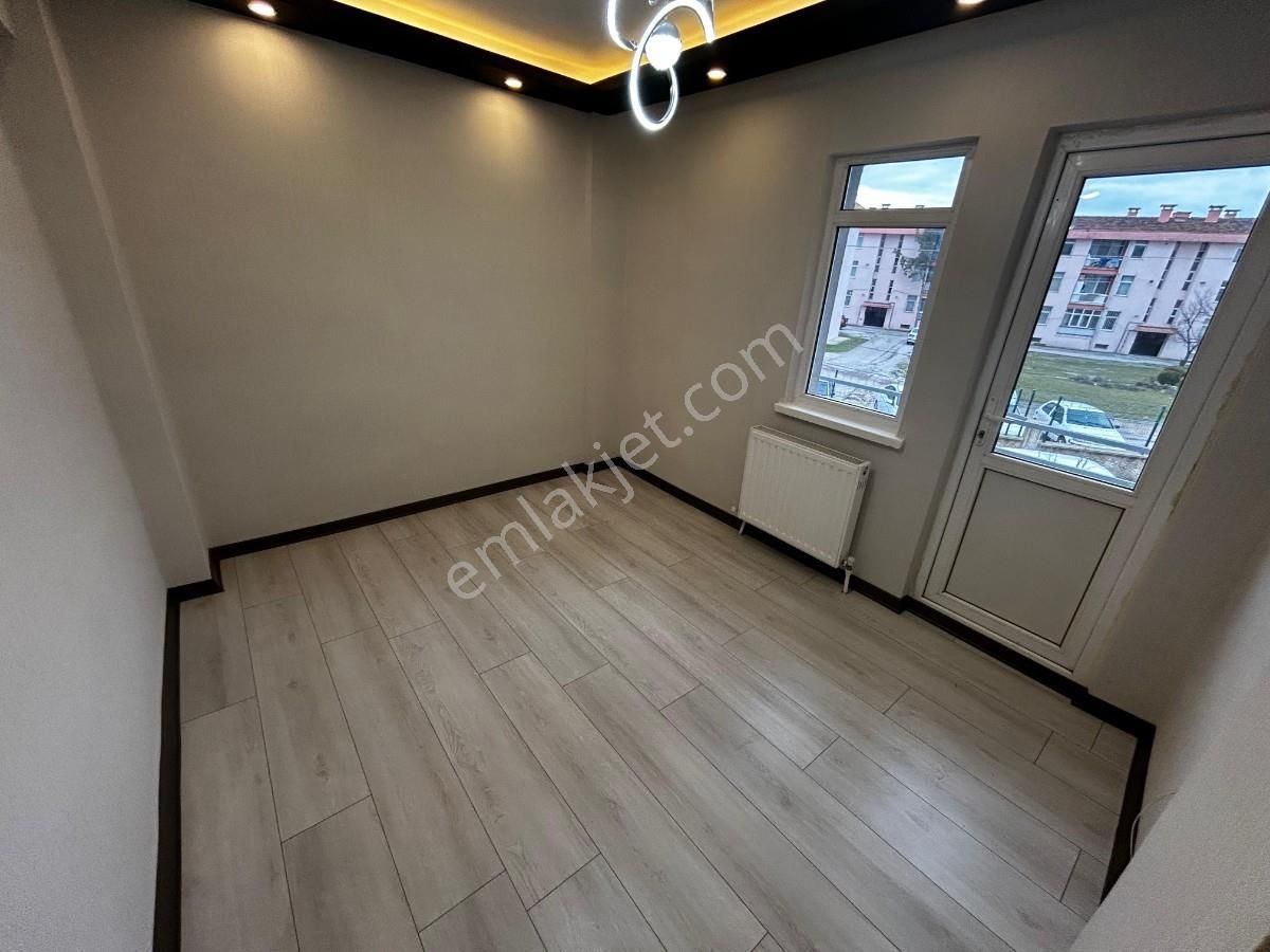 Sincan Ahi Evran Mah 3+1 Lüks Yapılı Bağımsız Ara Katta Daire - Görsel 13