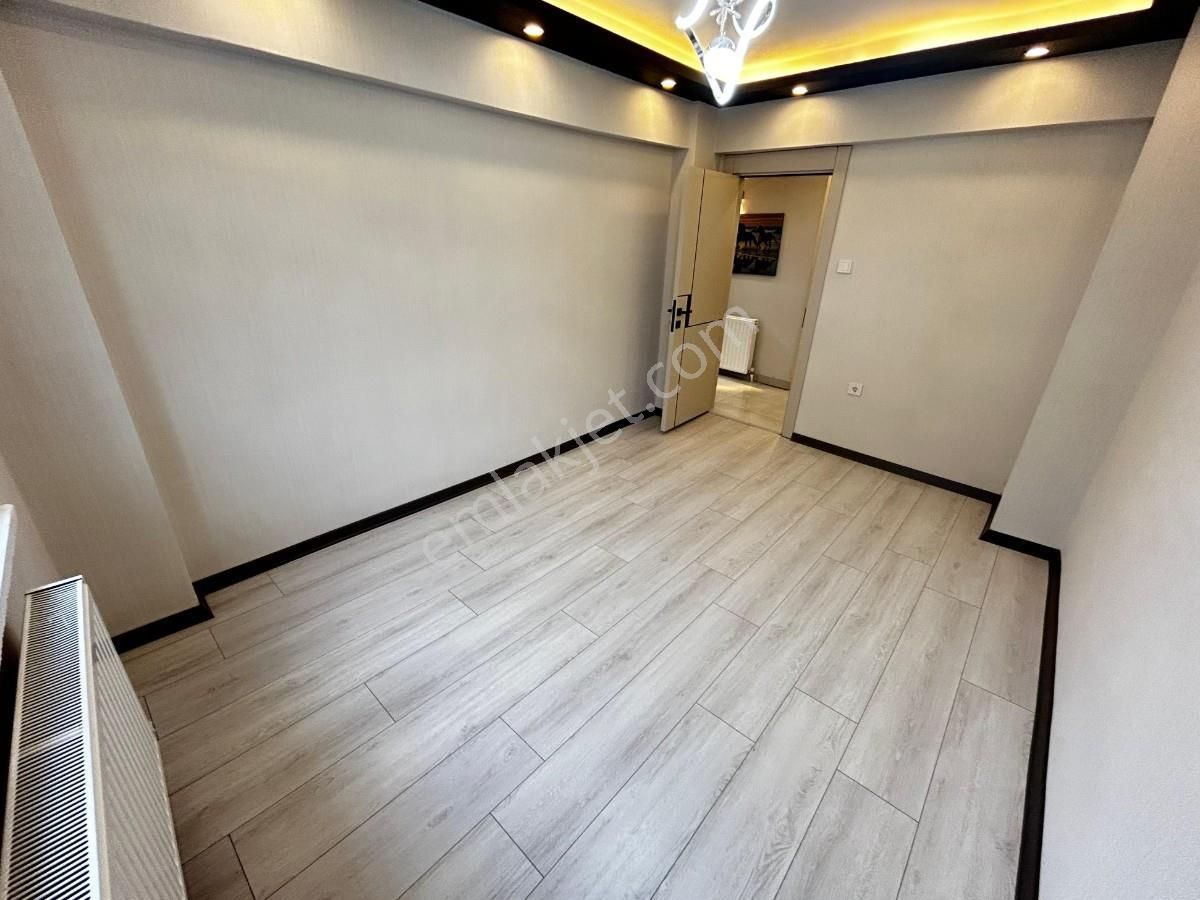 Sincan Ahi Evran Mah 3+1 Lüks Yapılı Bağımsız Ara Katta Daire - Görsel 30