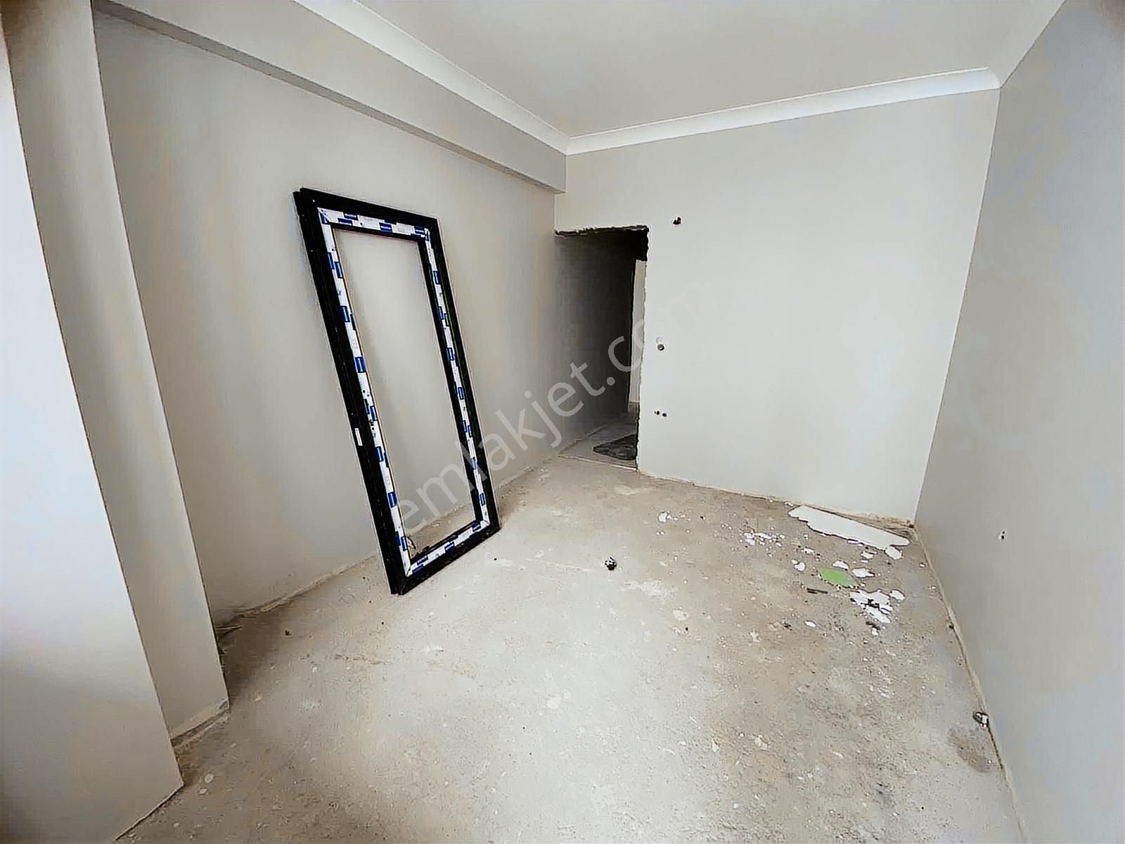 Yalova Altınova'da 3+1 Ebeveyn Banyolu Sıfır Daire - Görsel 15