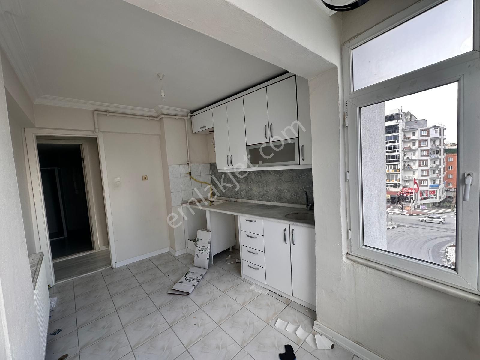 🏡ayni Ali Mahallesi 🏡 ✅2+1 95 M2 5 Katlının 3 Katı ❇️özelikli Balkonlu Önü Açık