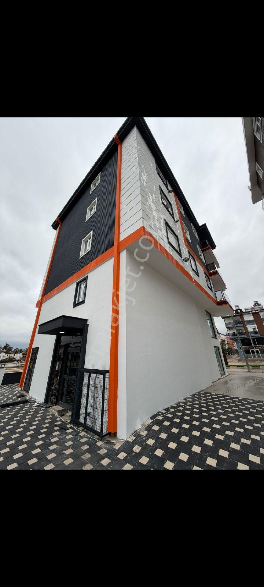 Ayanoğlu Mah Kat Seçenekli 2+1 Tramvaya 150 Metre