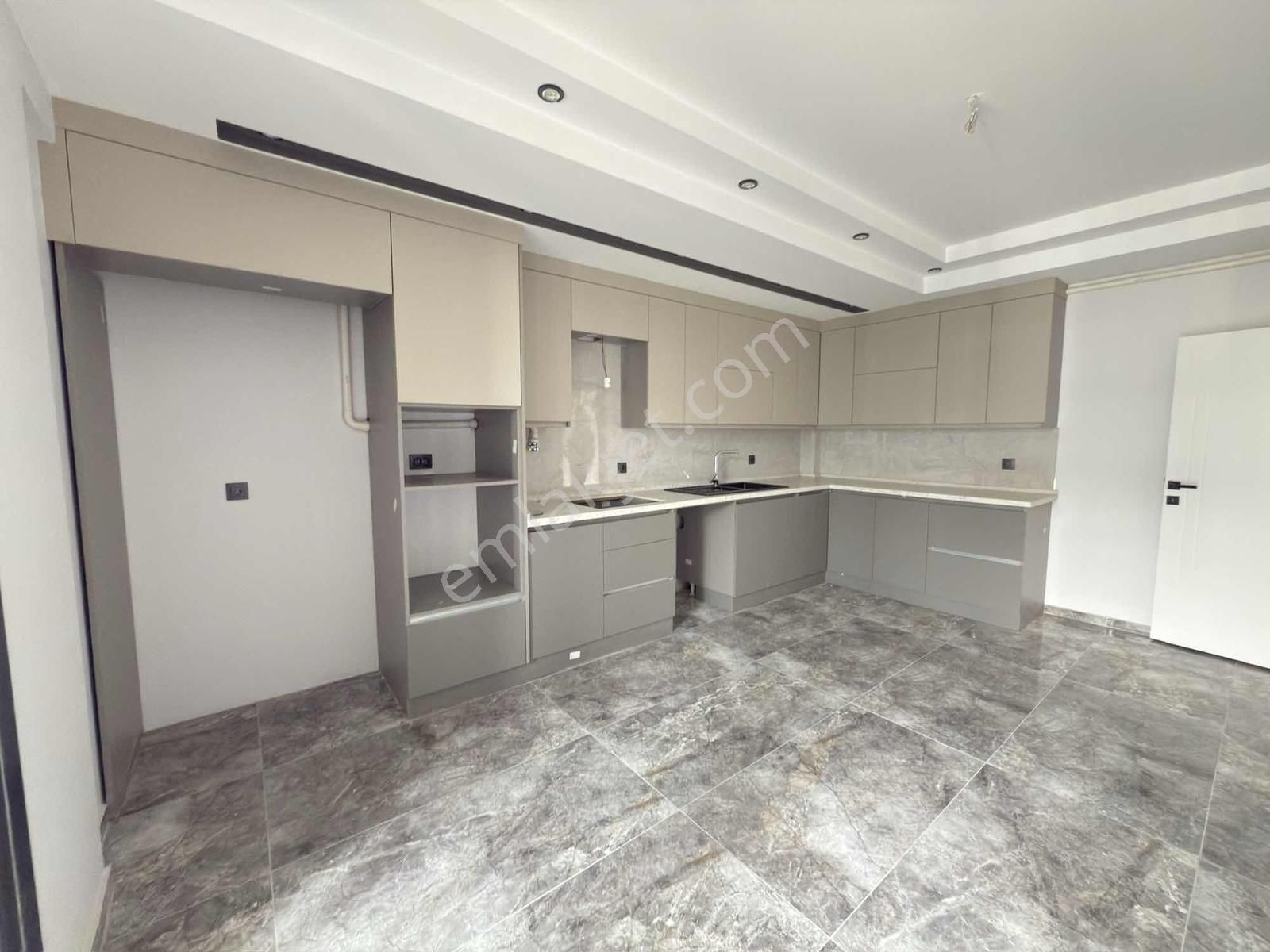Nova'dan Ergenekon Mahallesi'nde Satılık 3+1 Arakat Sıfır Daire