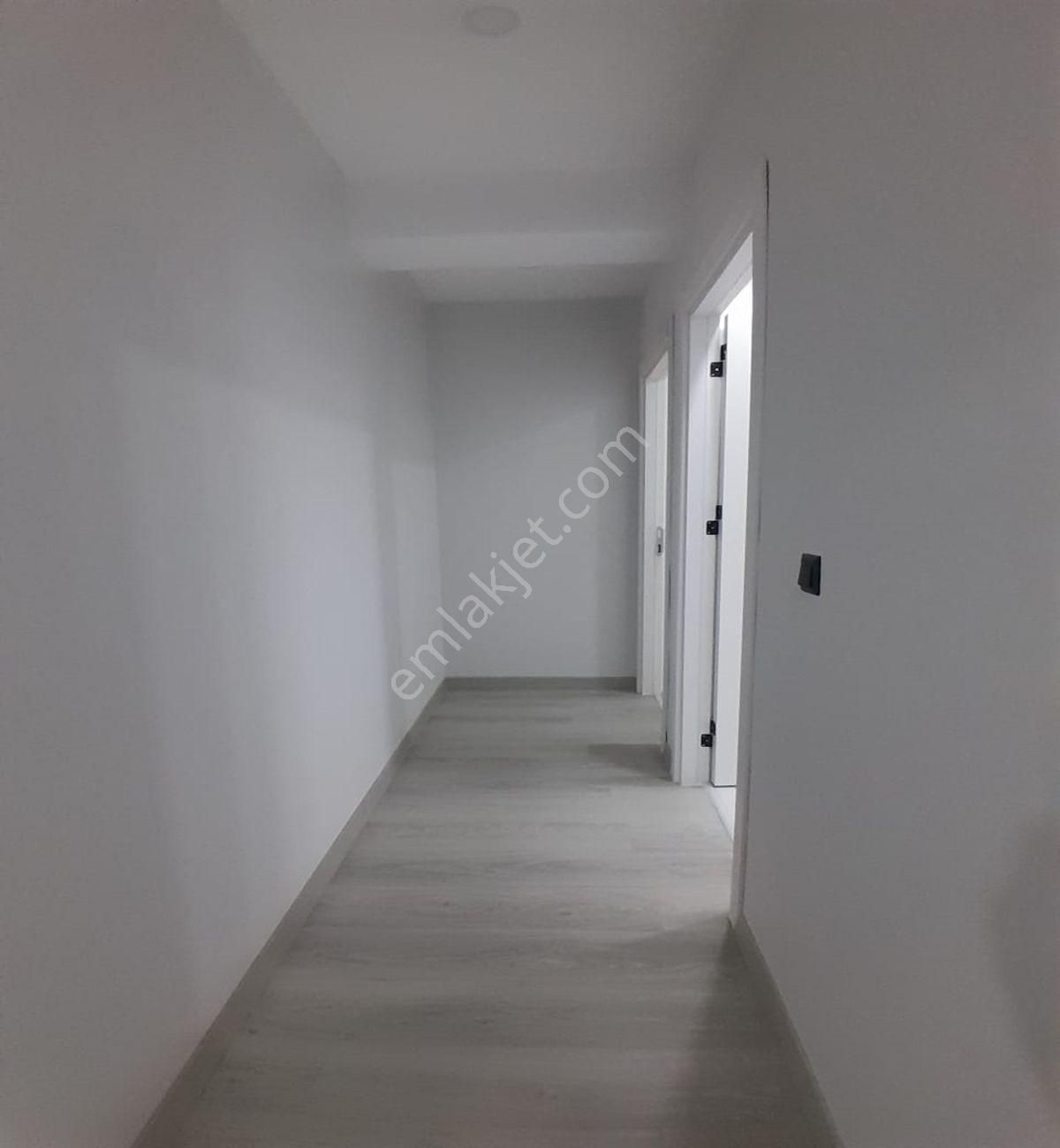 Avcılar D.köşklerde Metrobüse Çok Yakın 2+1 Sıfır Ara Kat - Görsel 6