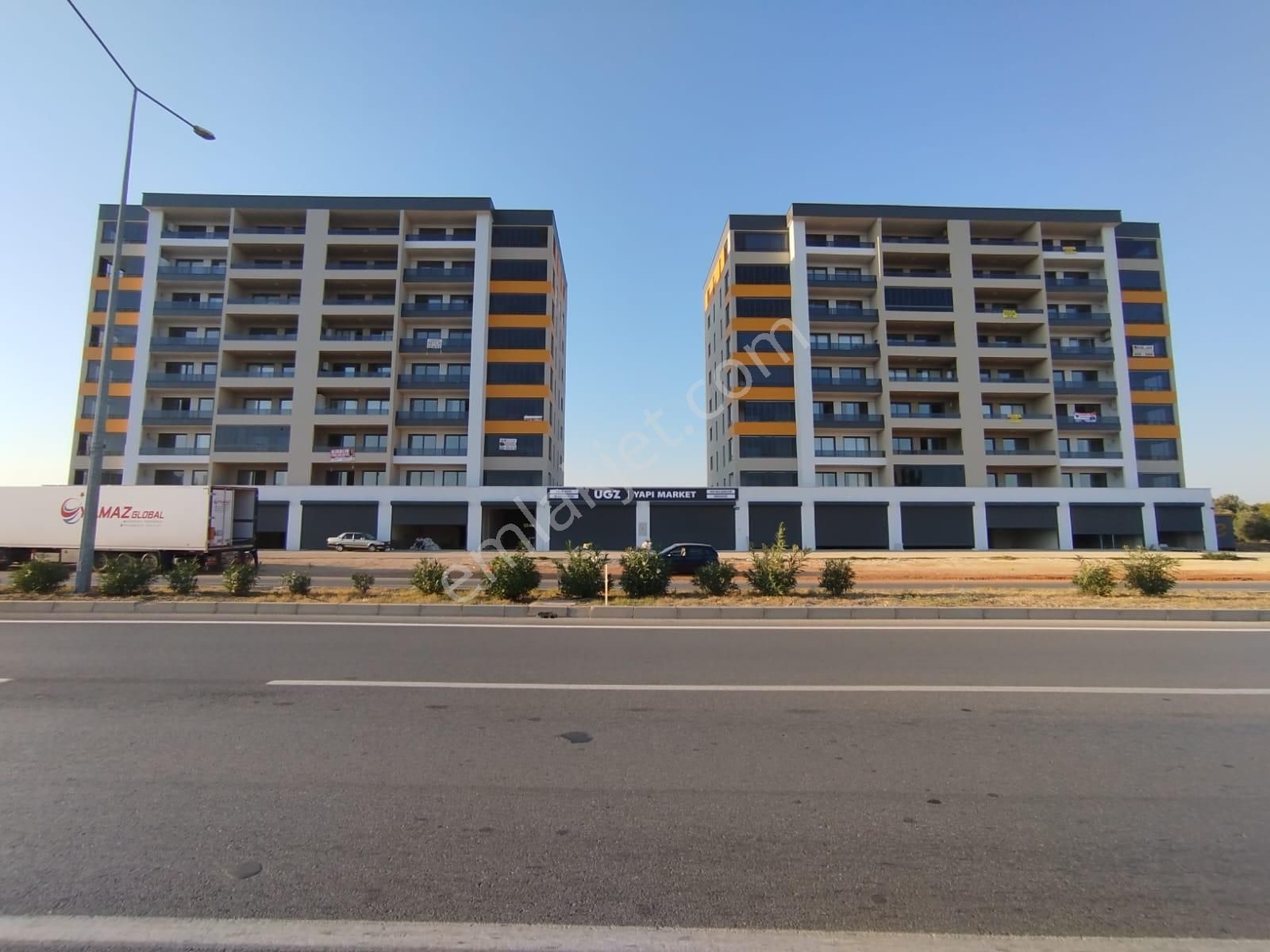 Tömük'te Satılık 1+1 Sıfır Daire - Denize Yakın, Havuzlu